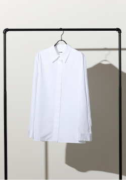 /images/freepage/25ss/timelessluxury/1_jilsander_a.png