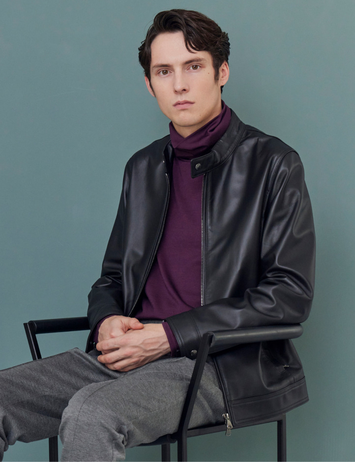 TEXTURES OF BLACK LEATHER