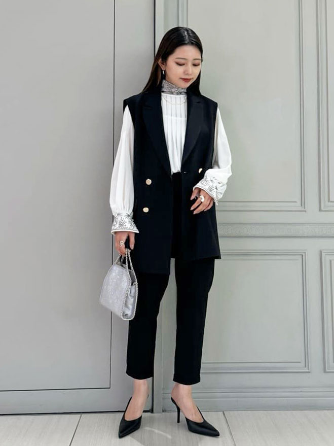 /images/freepage/marechalterre_parigot/top/styling/c7d41cbbff4b426e6556ff7a0a55947a.jpg