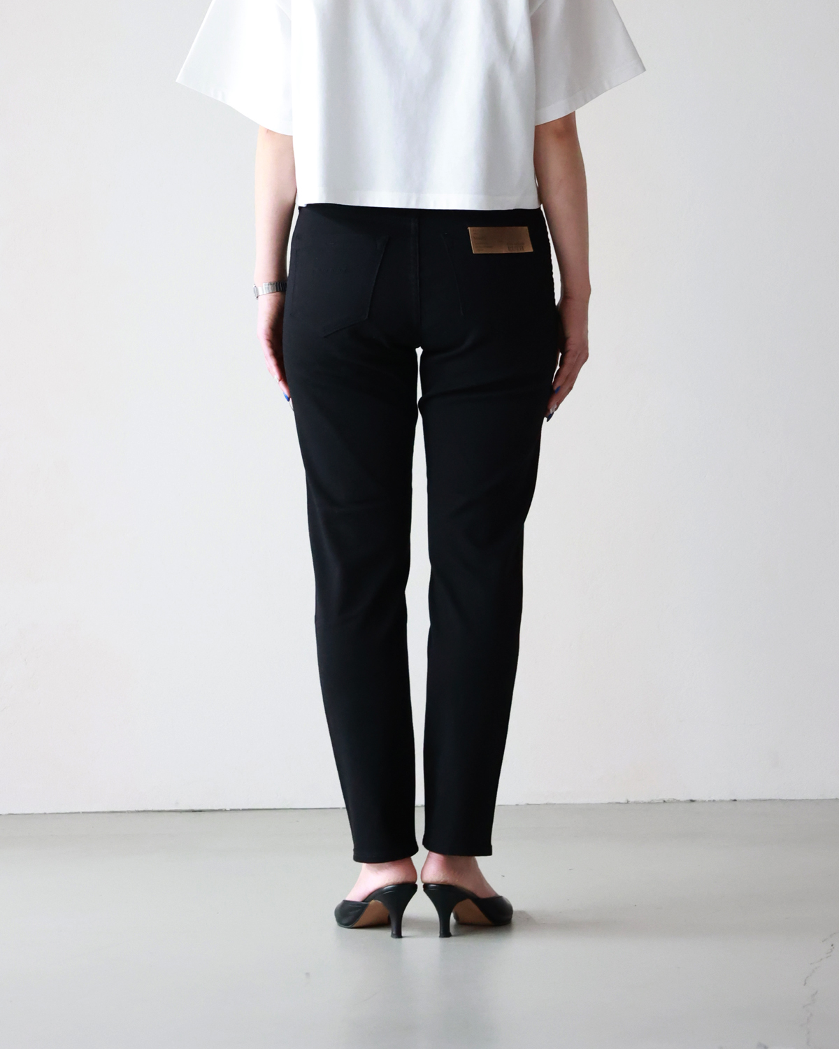 /images/top/240131slider/women/photocopieu.jpg