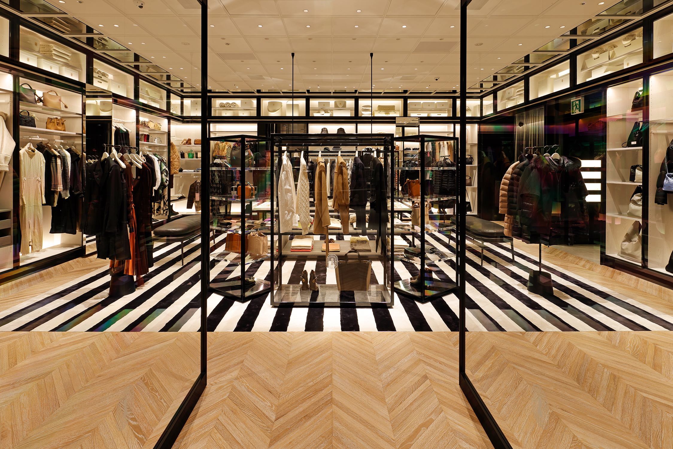 Le GRAND CLOSET de PARIGOT 麻布台ヒルズ店