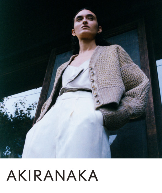 AKIRANAKA(アキラナカ)のアイテム一覧へ