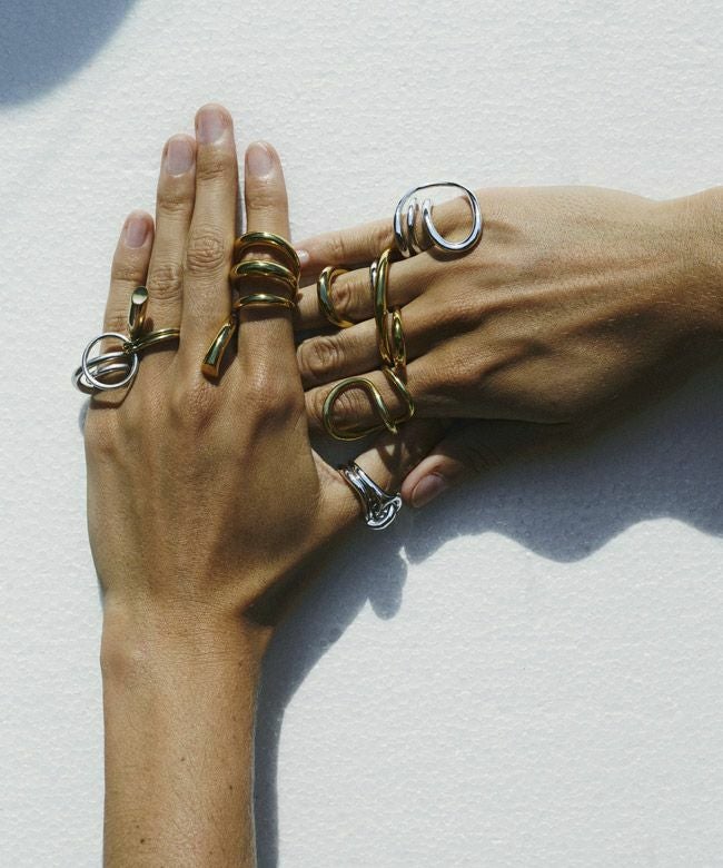 Charlotte Chesnais(シャルロットシェネ)】 BAGUE Round Trip ring