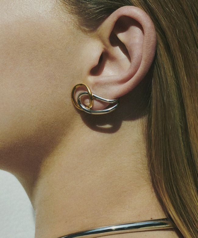 Charlotte Chesnais(シャルロットシェネ)】 BOUCLE D'OREILLE BLAUE