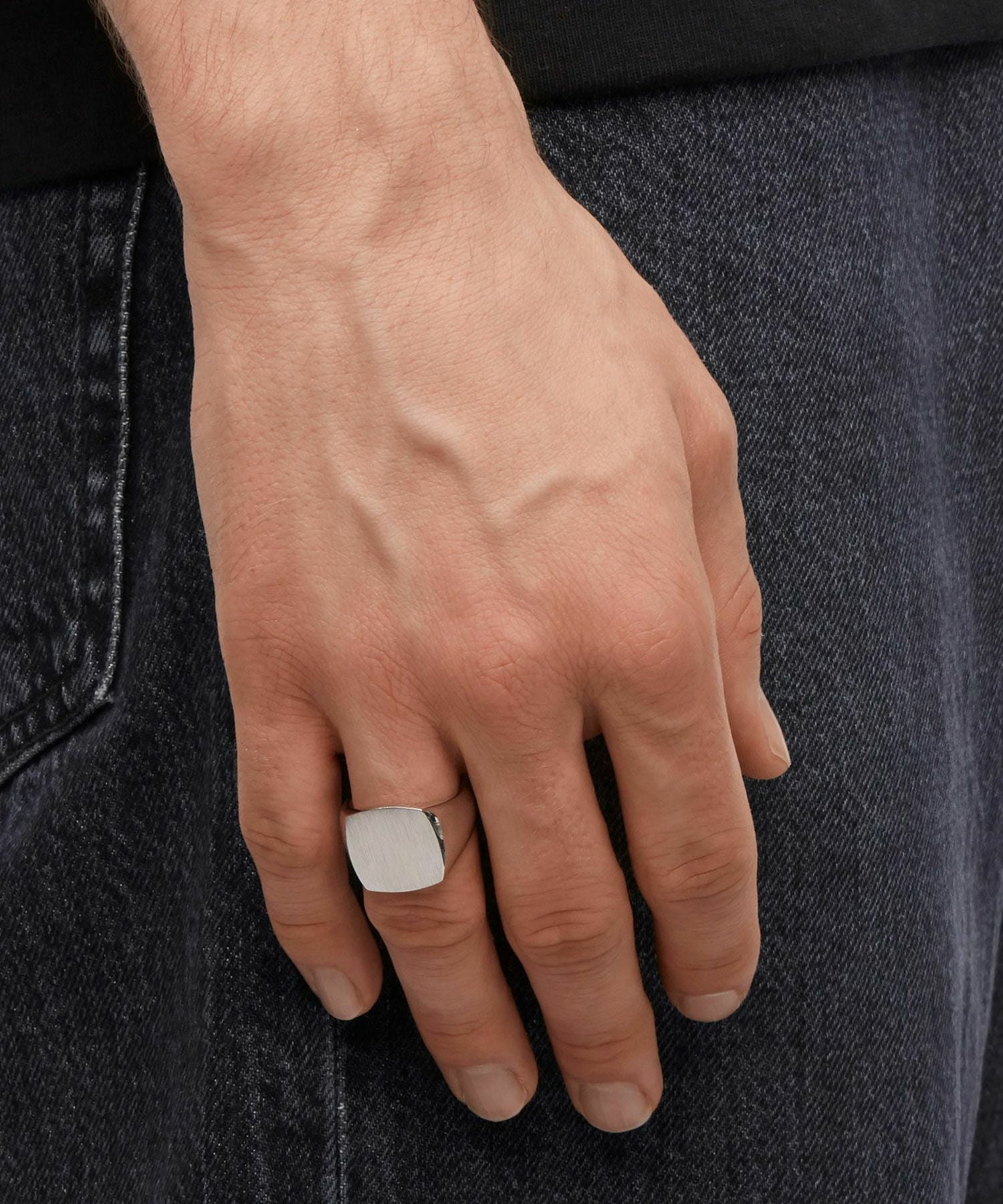 TOM WOOD(トムウッド)】 Cushion Satin リング｜PARIGOT ONLINE