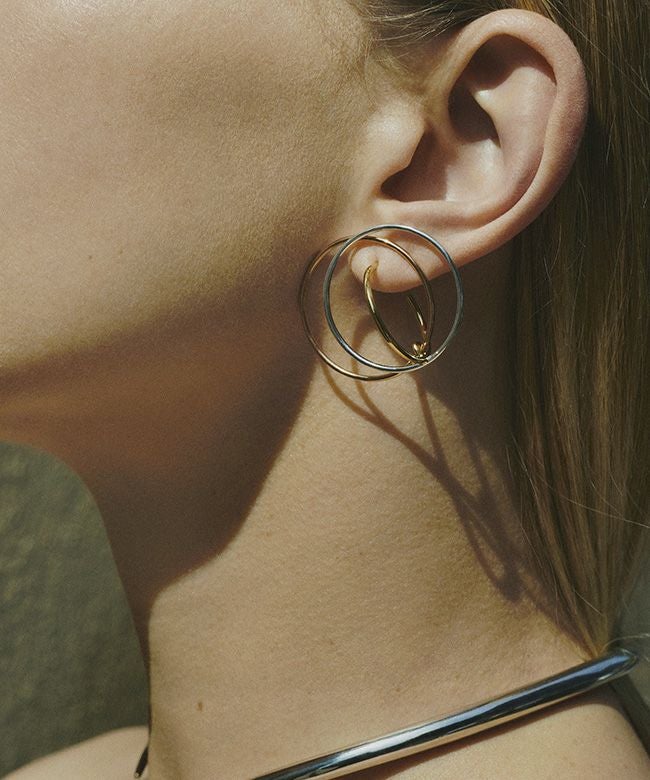 Charlotte Chesnais(シャルロットシェネ)】 BOUCLE D'OREILLE GALILEA
