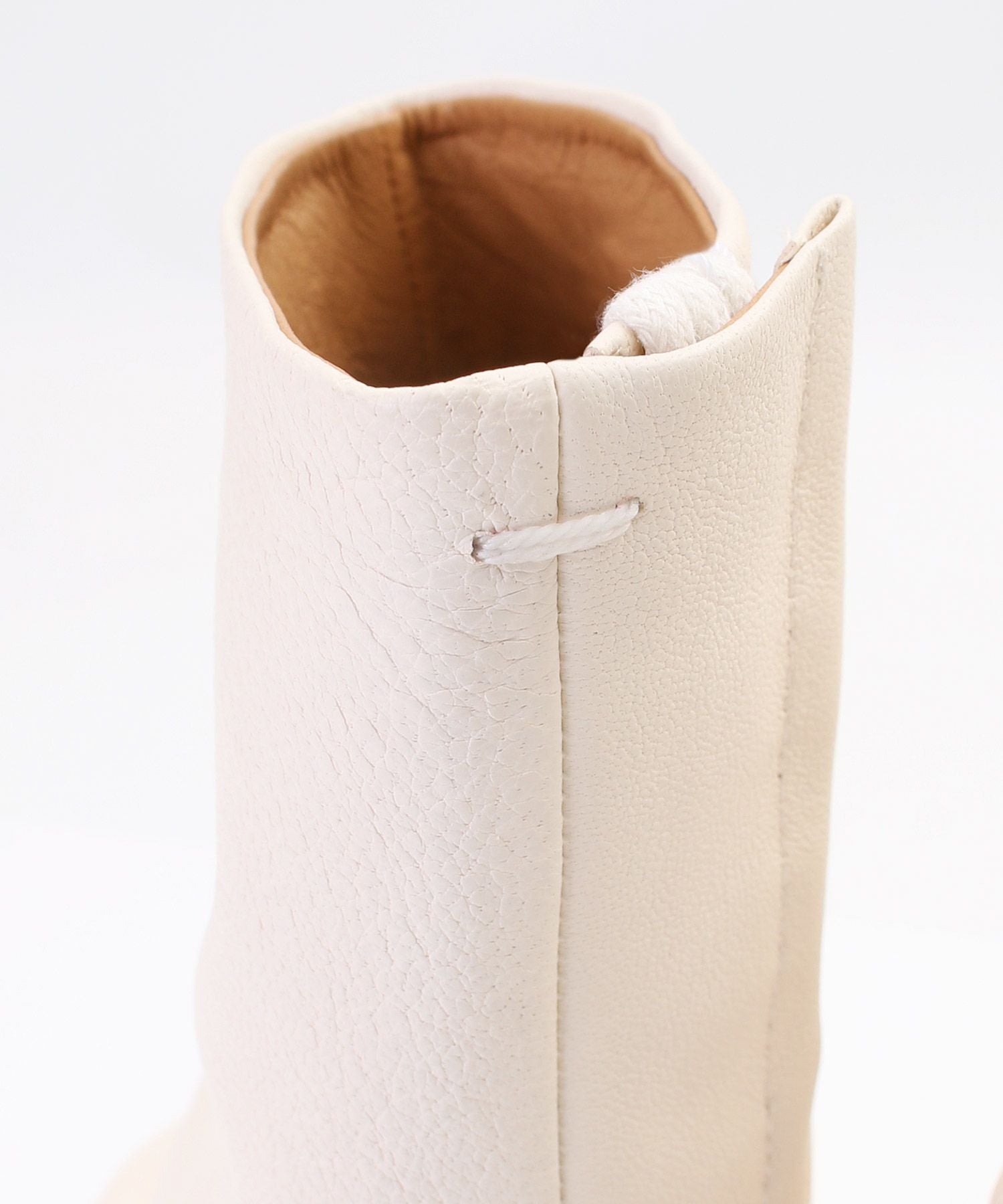 Maison Margiela(メゾンマルジェラ)】 TABI ANKLE BOOTS｜PARIGOT