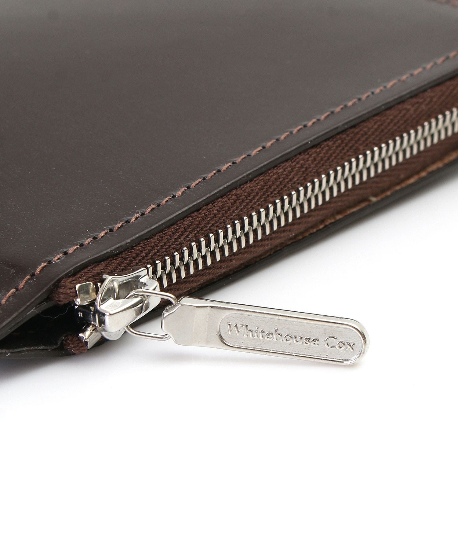 White house cox(ホワイトハウスコックス)】 SLIM ZIP WALLET / BRIDLE