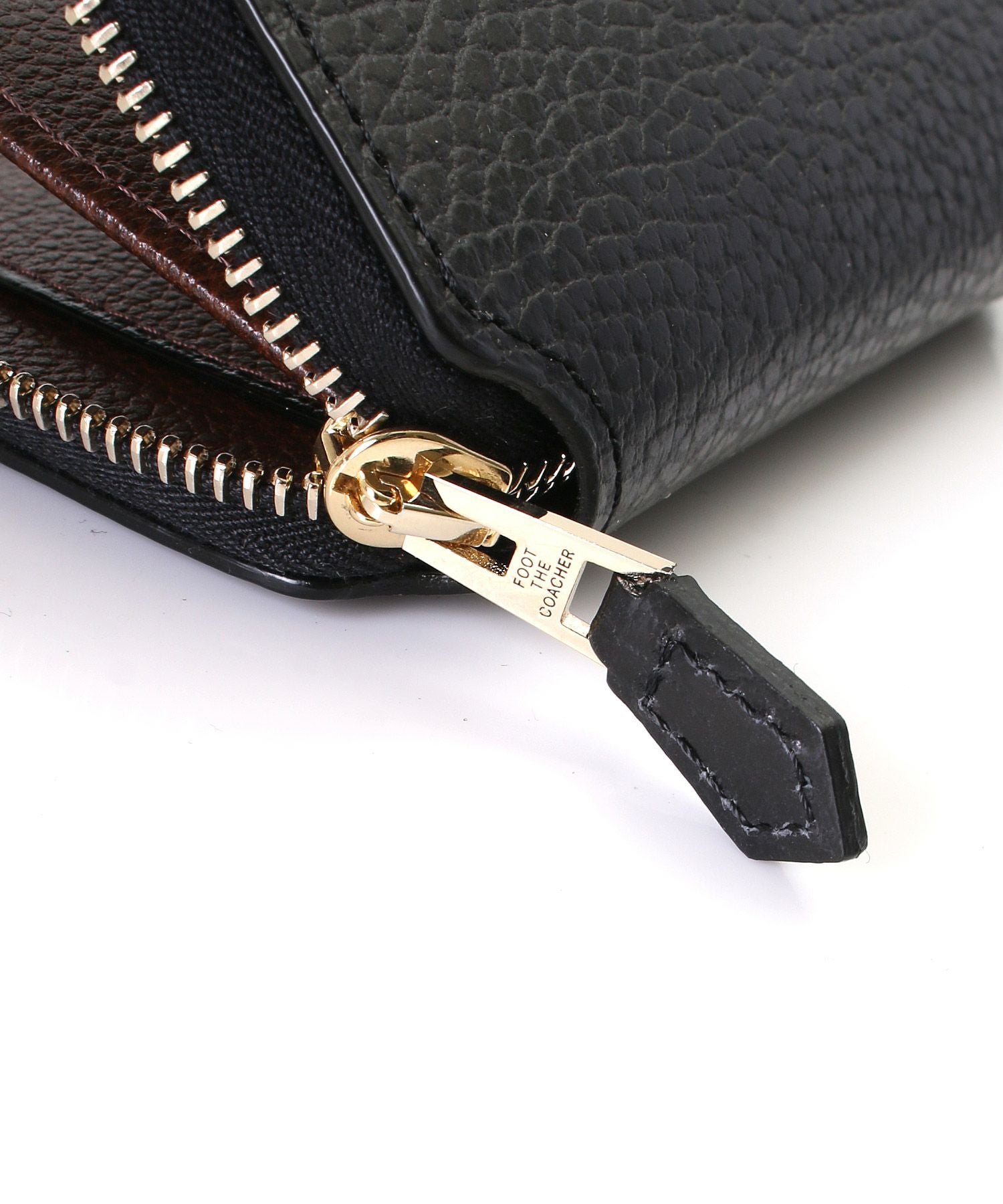 foot the coacher(フットザコーチャー)】 SHORT ZIP Wallet｜PARIGOT