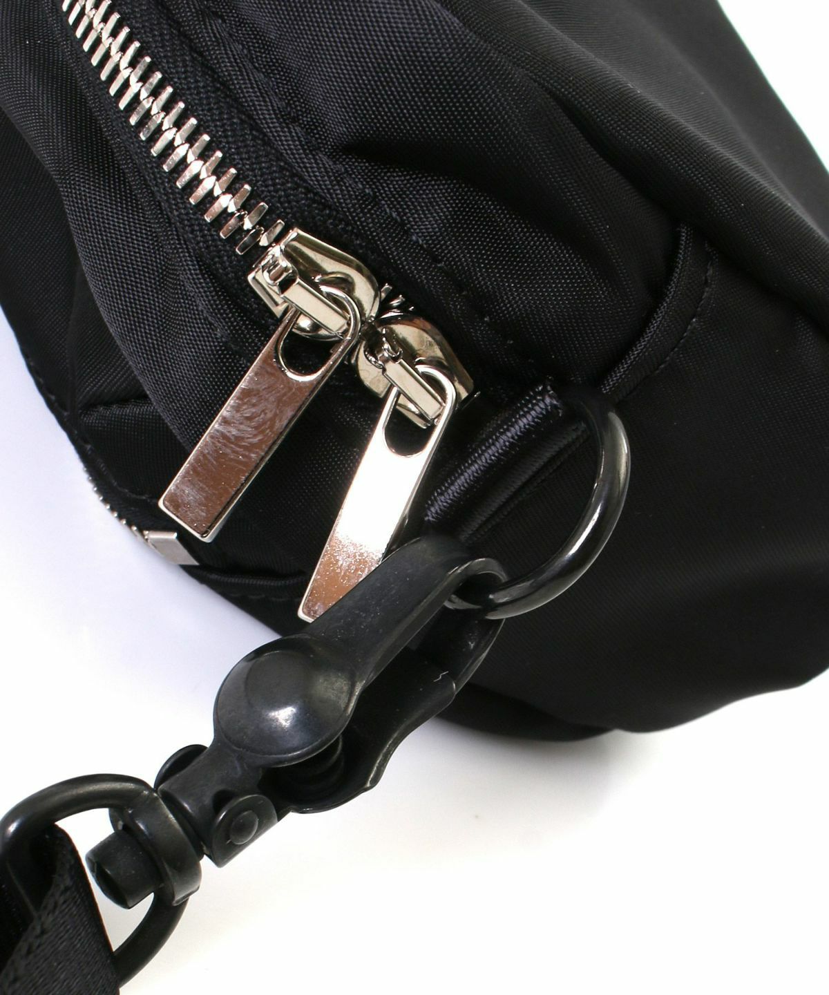 foot the coacher(フットザコーチャー)】 ANARCHO POUCH (FOOT THE