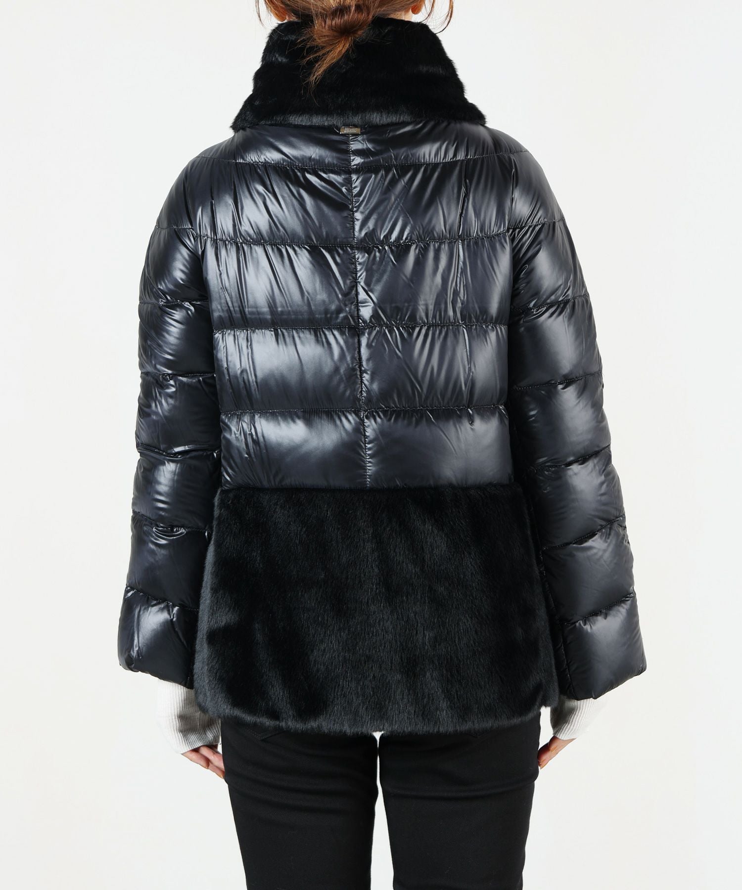 HERNO(ヘルノ)】ナイロンウルトラライト レディ ケープ｜PARIGOT