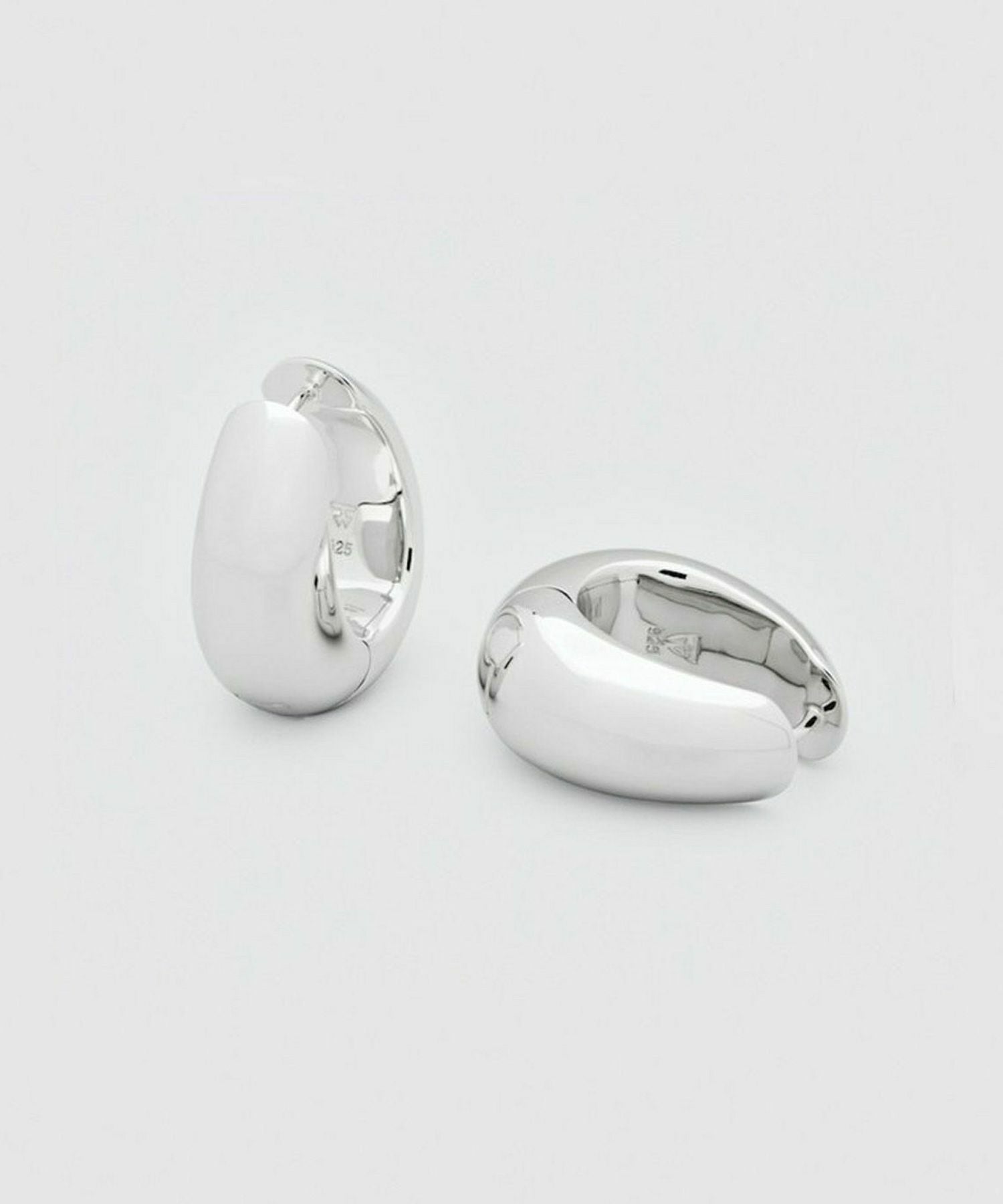 000000017749-01.jpg?size=l&w=