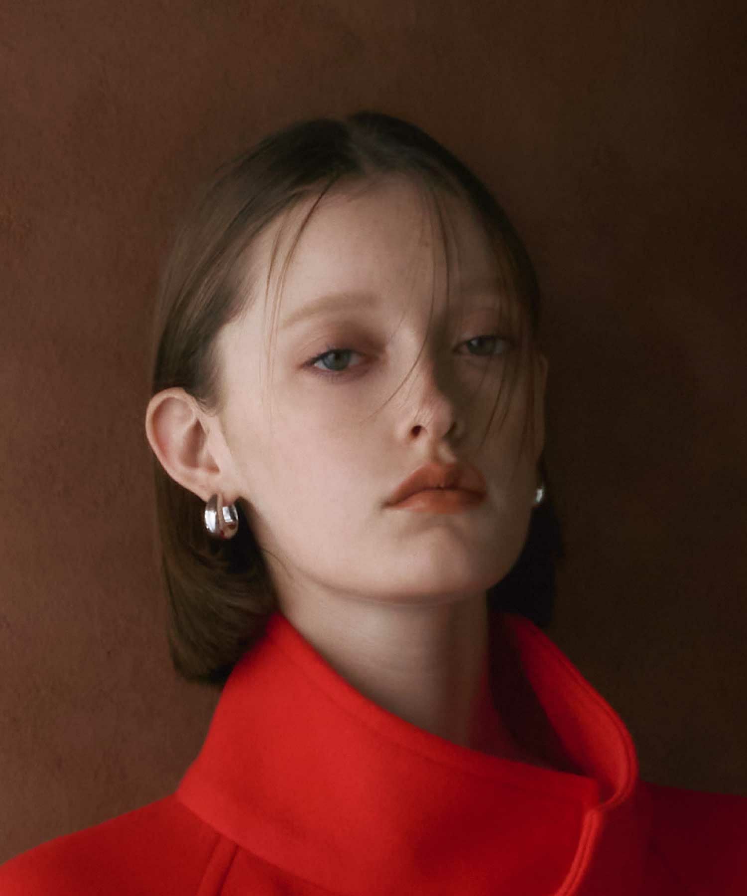 TOM WOOD(トムウッド)】 Ice Hoop Medium ピアス｜PARIGOT ONLINE