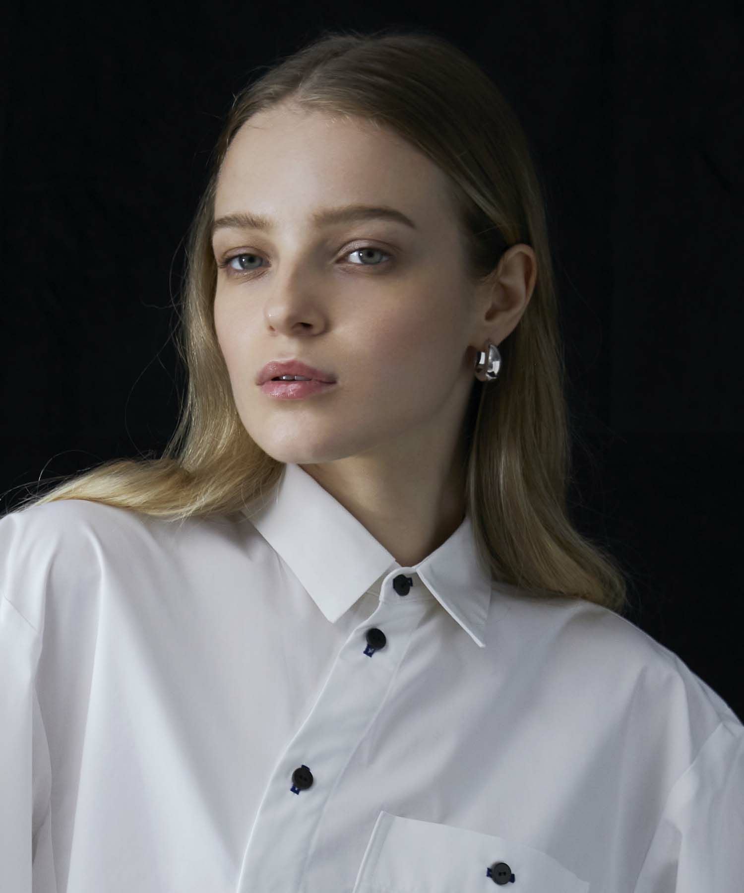 TOM WOOD(トムウッド)】 Ice Hoop Medium ピアス｜PARIGOT ONLINE