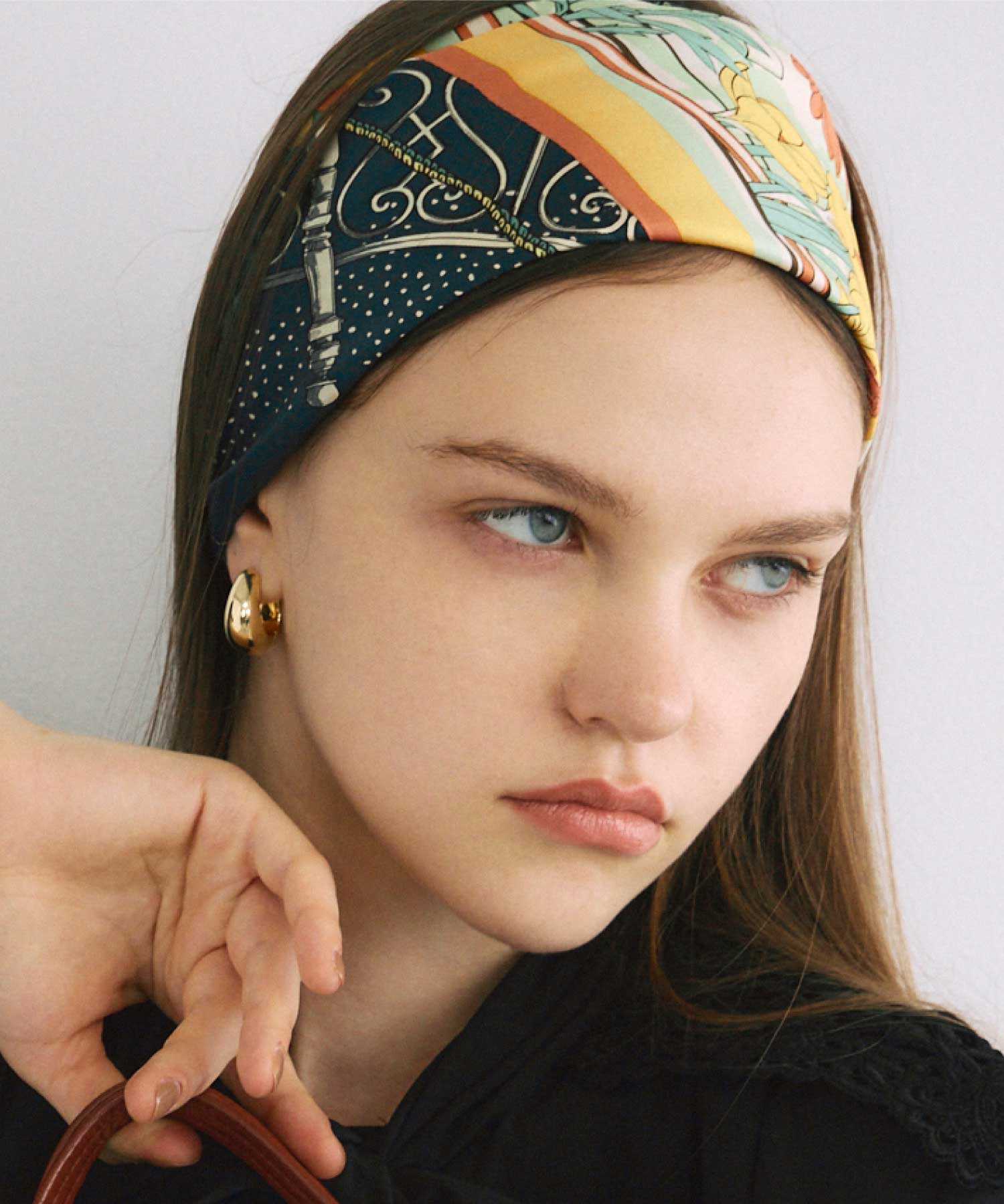 TOM WOOD(トムウッド)】 Ice Hoop Medium Gold ピアス｜PARIGOT ONLINE