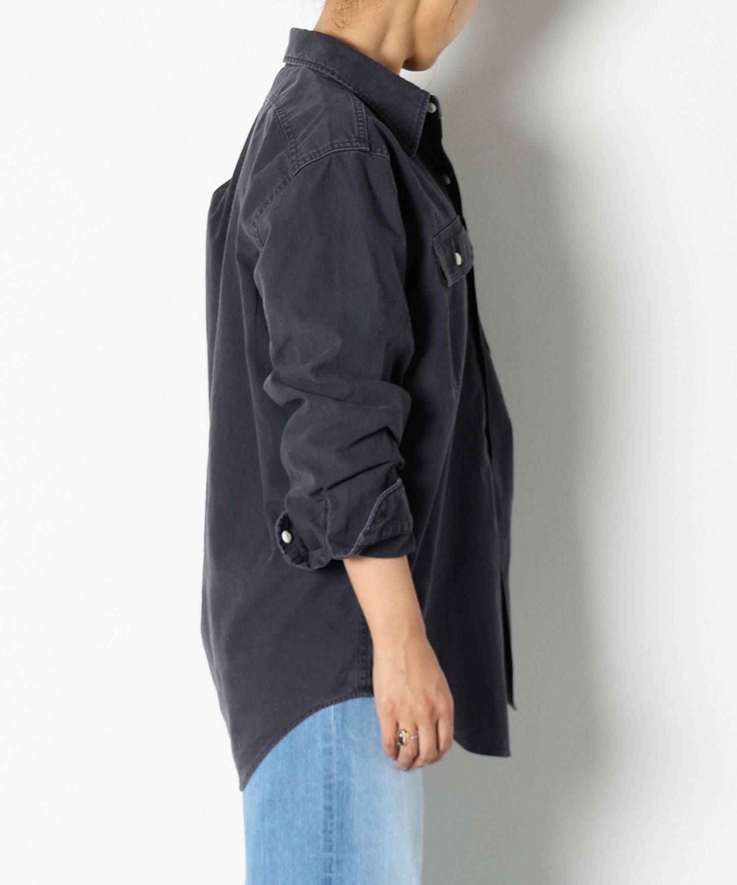 MADISONBLUE(マディソンブルー)】 HAMPTON BACK SATIN SHIRT｜PARIGOT
