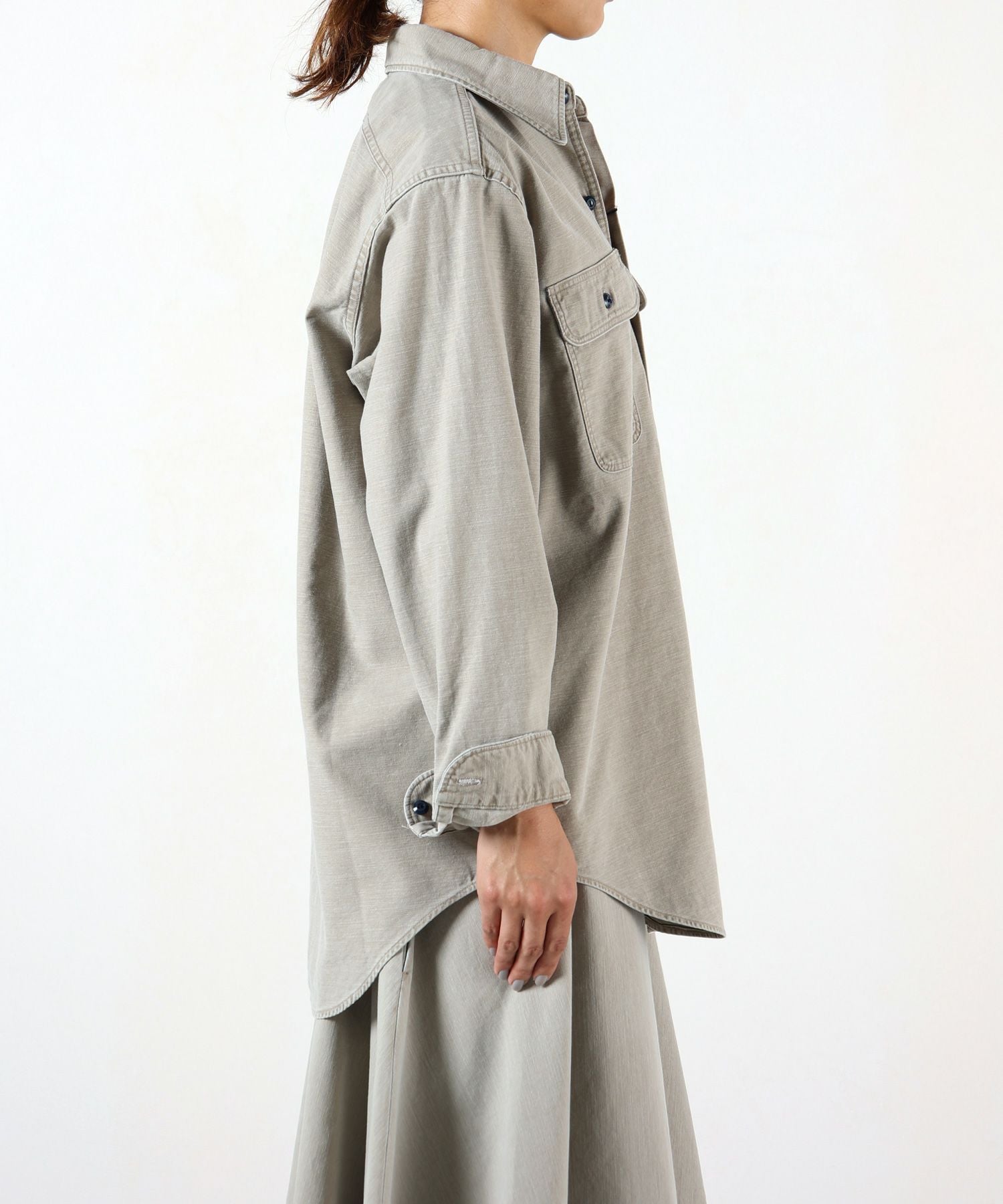 MADISONBLUE(マディソンブルー)】 HAMPTON BACK SATIN SHIRT｜PARIGOT