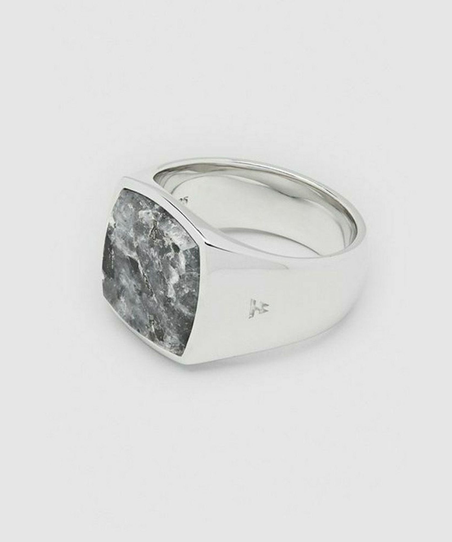 TOM WOOD(トムウッド)】 Cushion Larvikite リング｜PARIGOT ONLINE