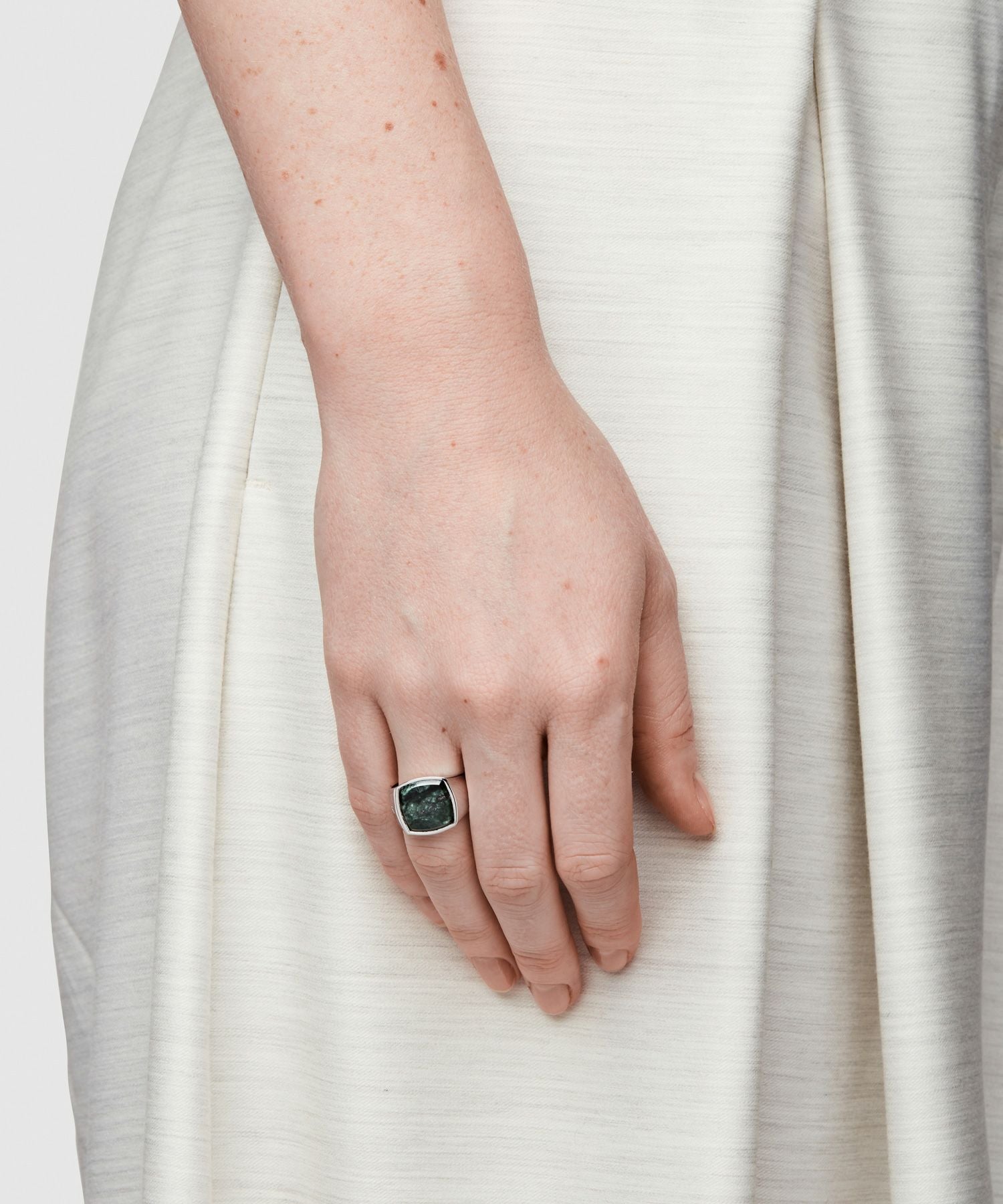 TOM WOOD(トムウッド)】 Cushion Green Marble リング｜PARIGOT ONLINE