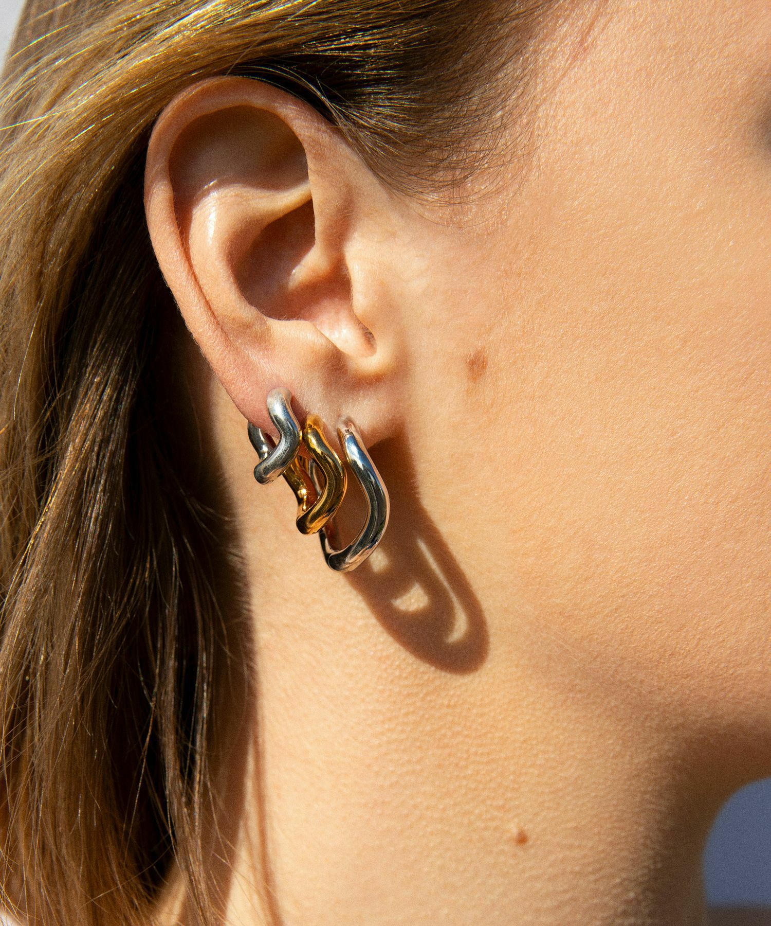 Charlotte Chesnais(シャルロットシェネ)】 BOUCLES D'OREILLES Charlotte Chesnais(シャルロットシェネ)】 BOUCLES D'OREILLES