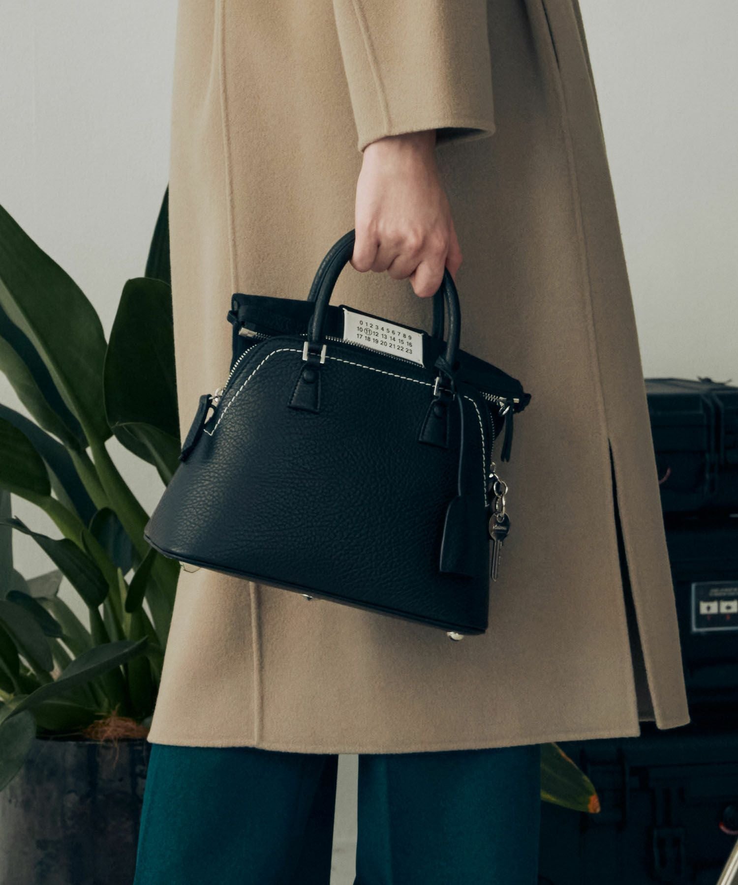 Maison Margiela(メゾンマルジェラ)】 5AC CLASSIQUE MINI｜PARIGOT