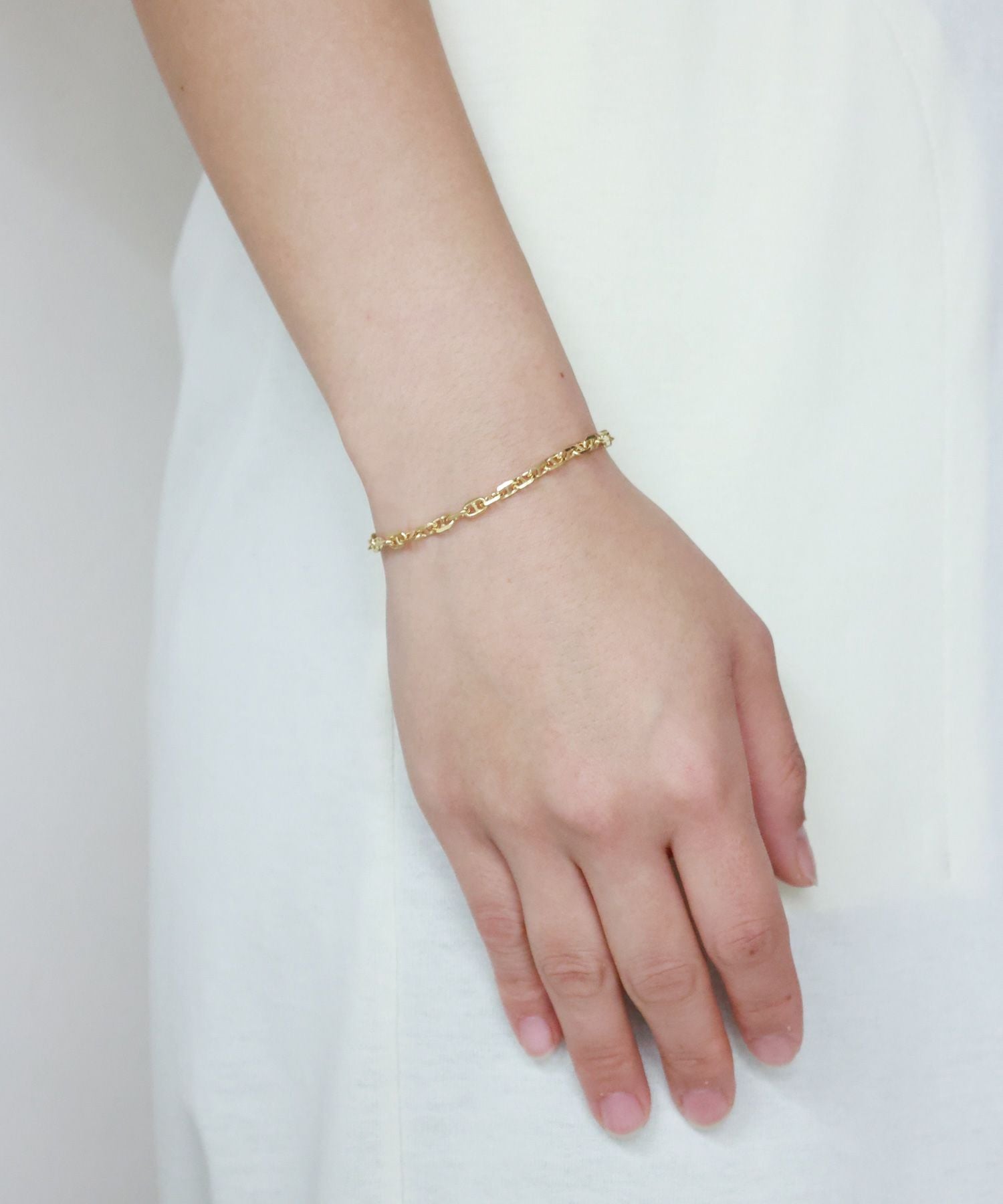 TEN ウィープブレスレット　ゴールド Prong Set Tennis Bracelet | Products | Melanie Auld Jewelry