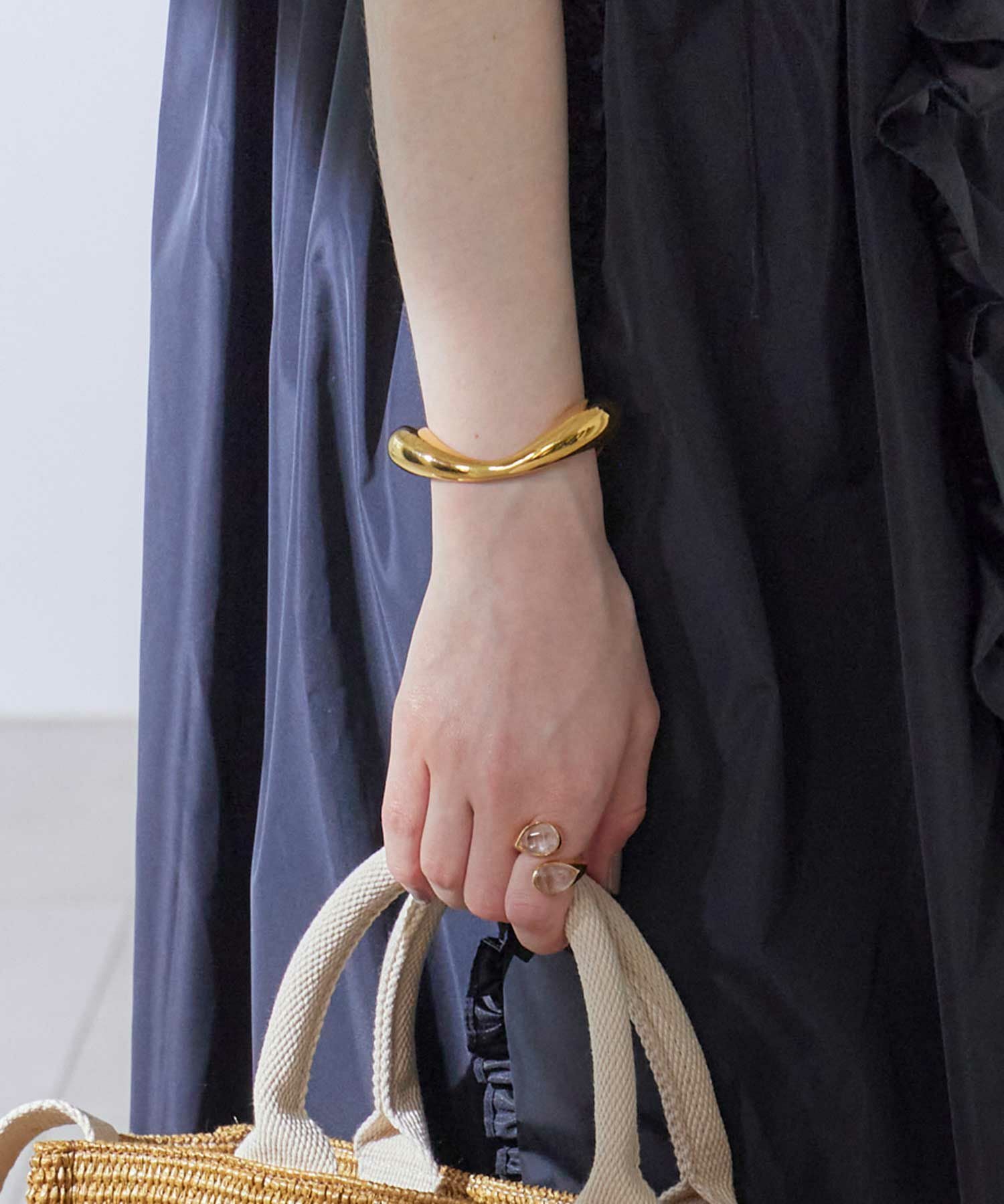 Charlotte Chesnais(シャルロットシェネ)】 BRACELET LIPS｜PARIGOT