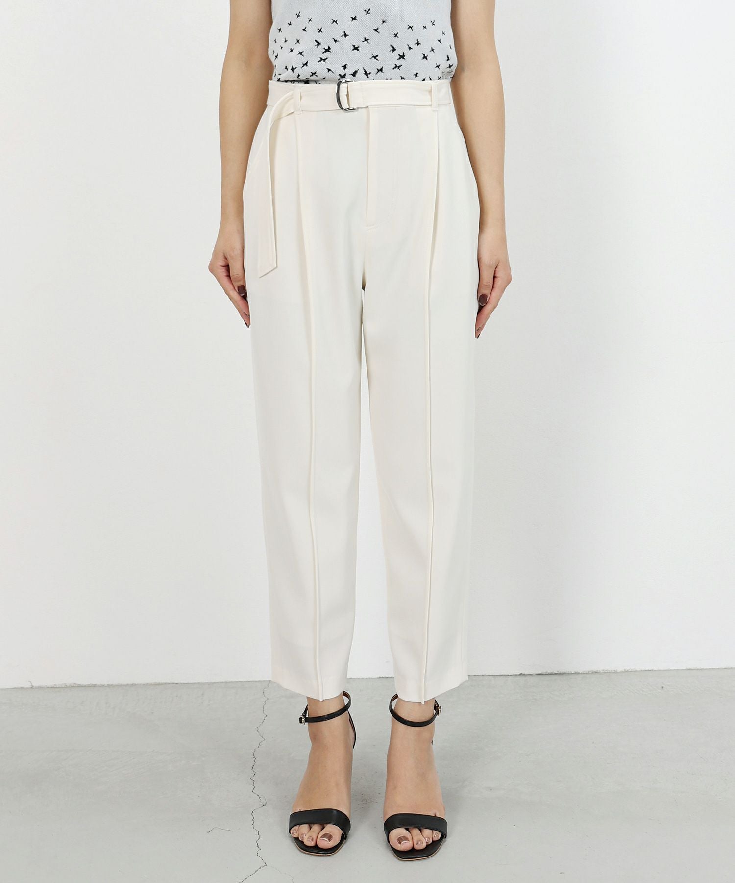 IVORY　H168 着用サイズ：38