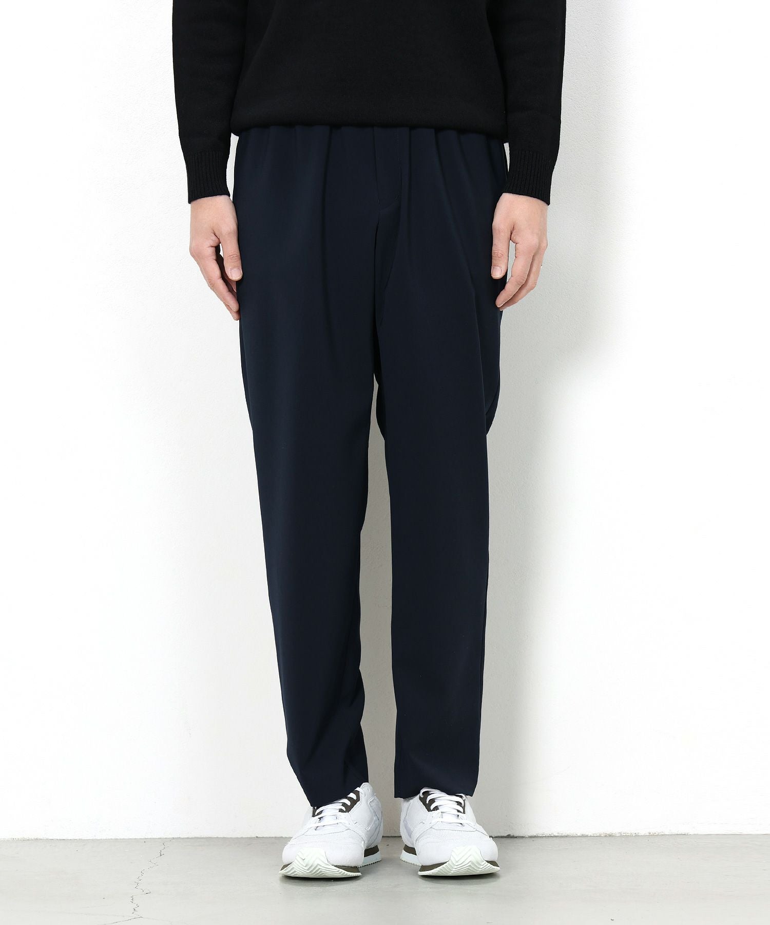 HYKE(ハイク)】 ≪Genderless≫ STRETCH TAPERED PANTS｜PARIGOT