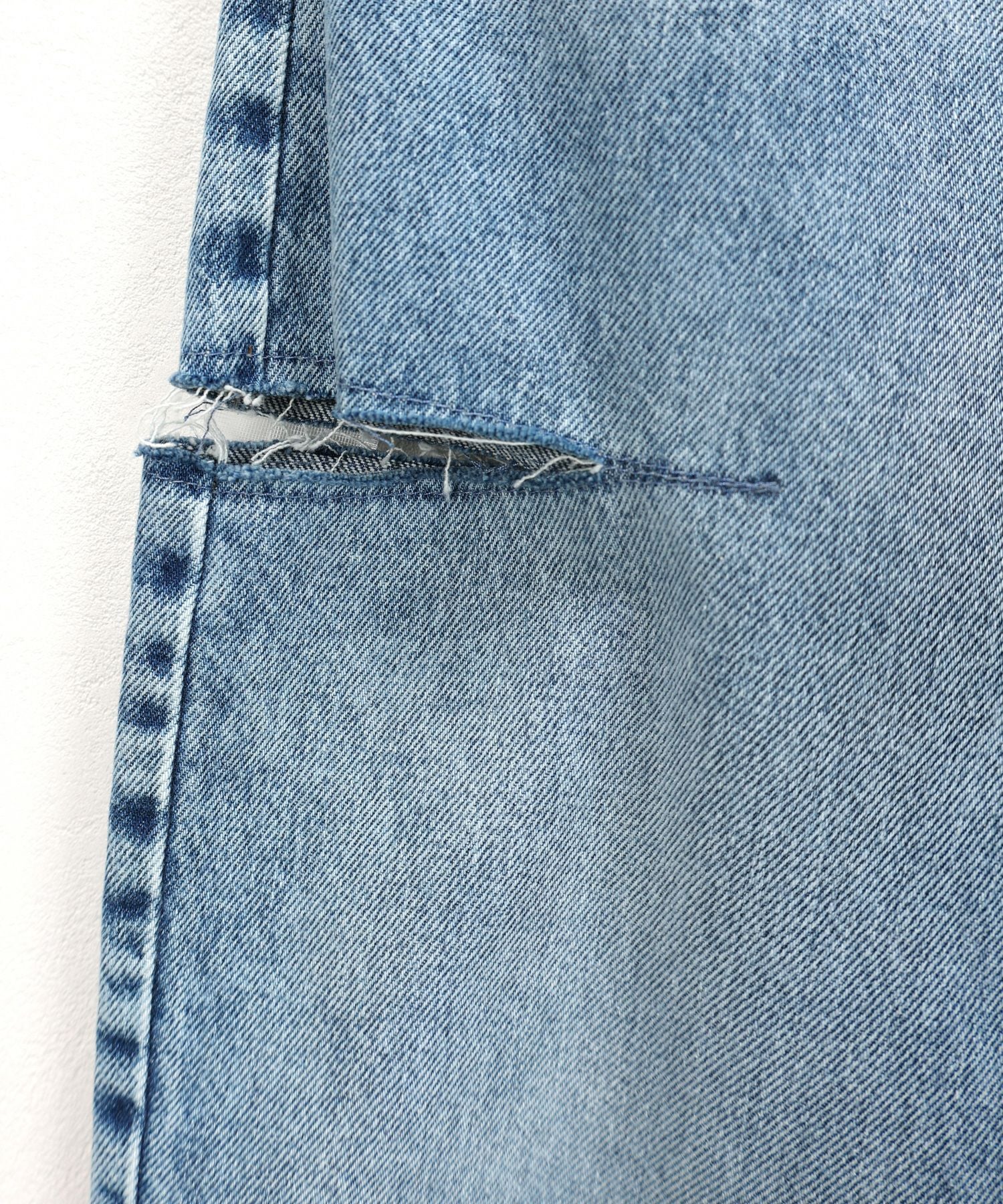 Maison Margiela(メゾンマルジェラ)】 デニムジーンズ スラッシュ