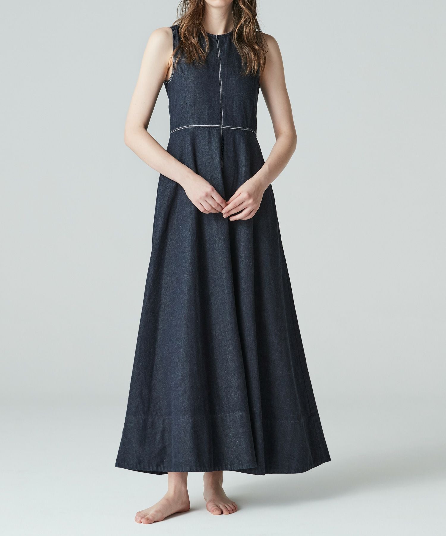 JAPAN DENIM(ジャパンデニム)】 NO SLEEVE STITCH ONEPIECE｜PARIGOT