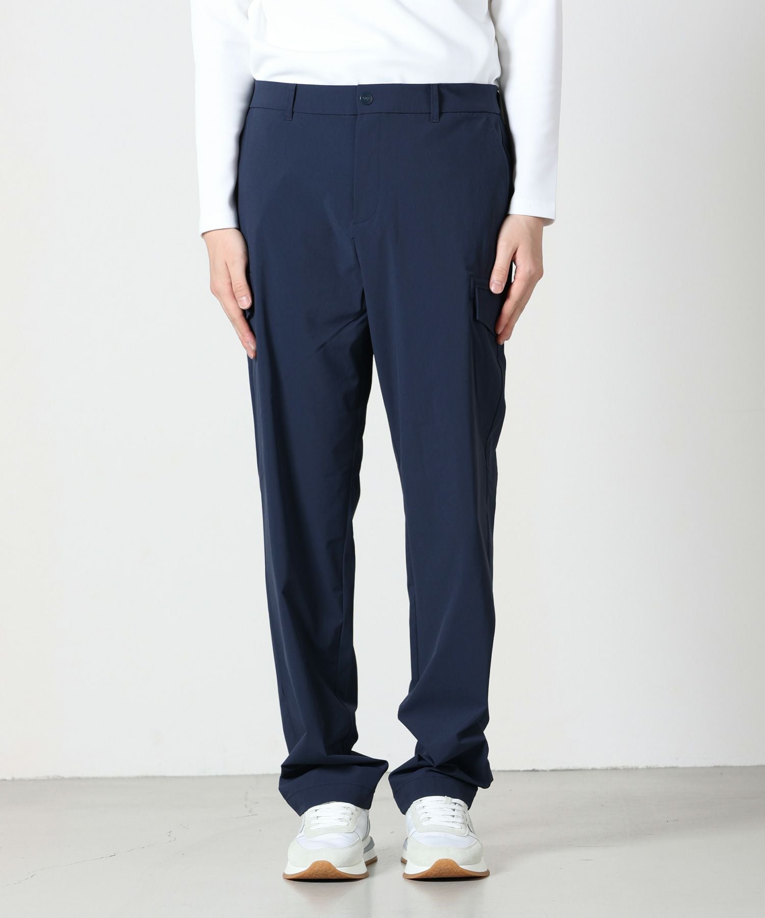 A.P.C. ネイビー ゴルフカーゴパンツM〜Lサイズ　美品 A.P.C. GOLF(アーペーセーゴルフ)】 ルーズフィットカーゴパンツ