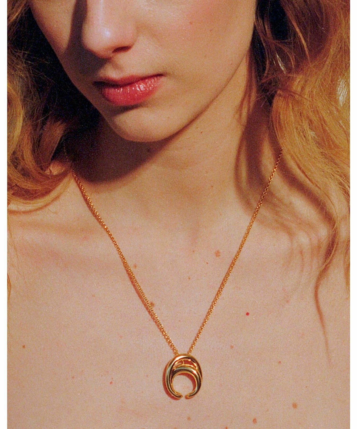 Charlotte Chesnais(シャルロットシェネ)】 COLLIER INITIAL｜PARIGOT