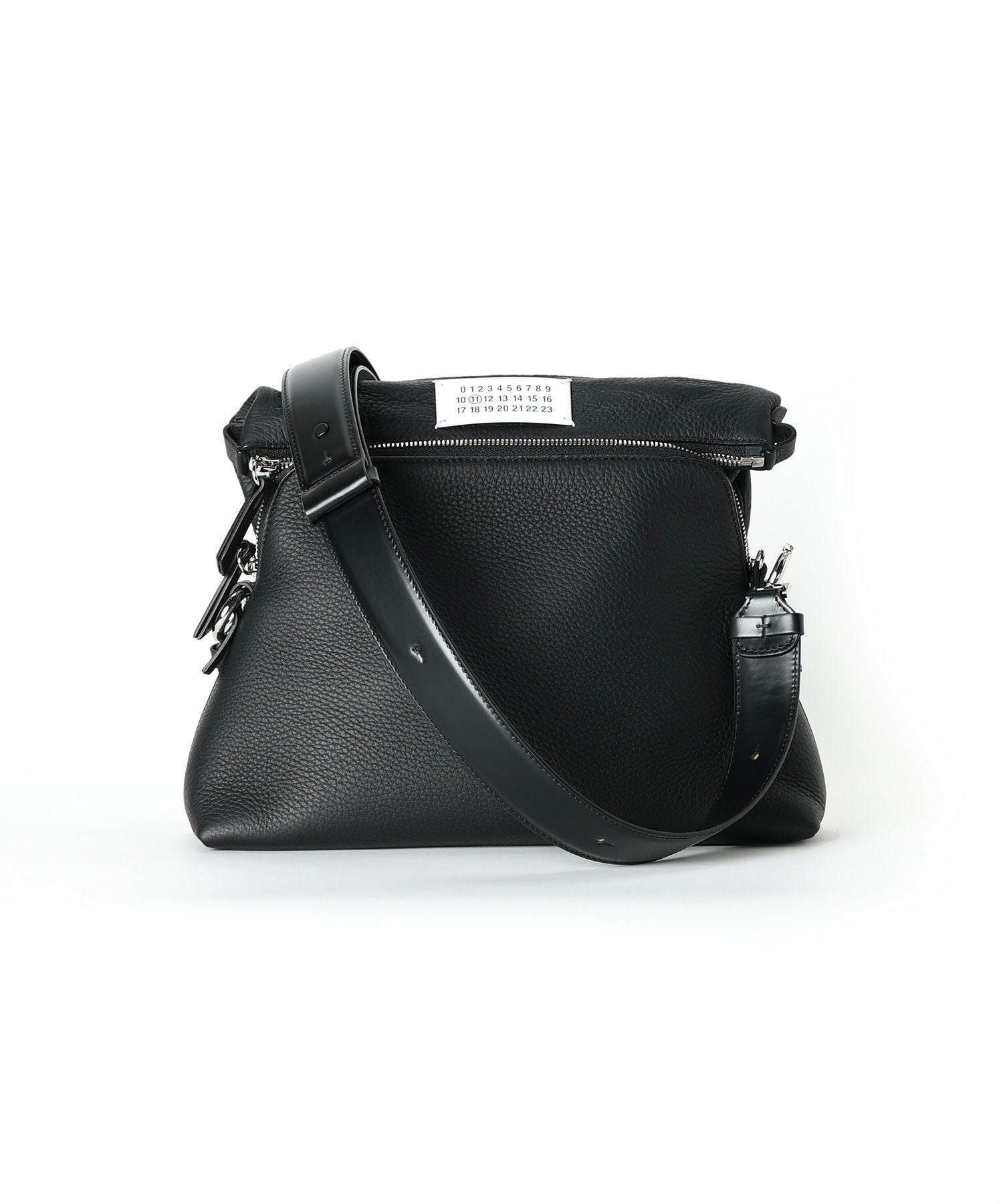 Maison Margiela(メゾンマルジェラ)】 5AC レザーショルダーバッグ