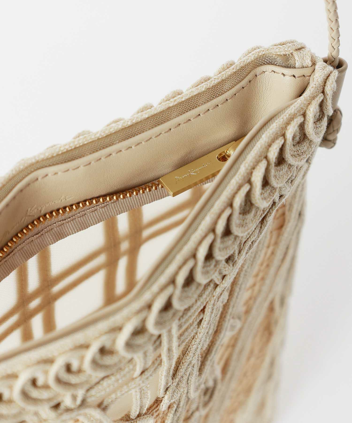 Mame Kurogouchi(マメ クロゴウチ)】 Cording Embroidery Pouch With