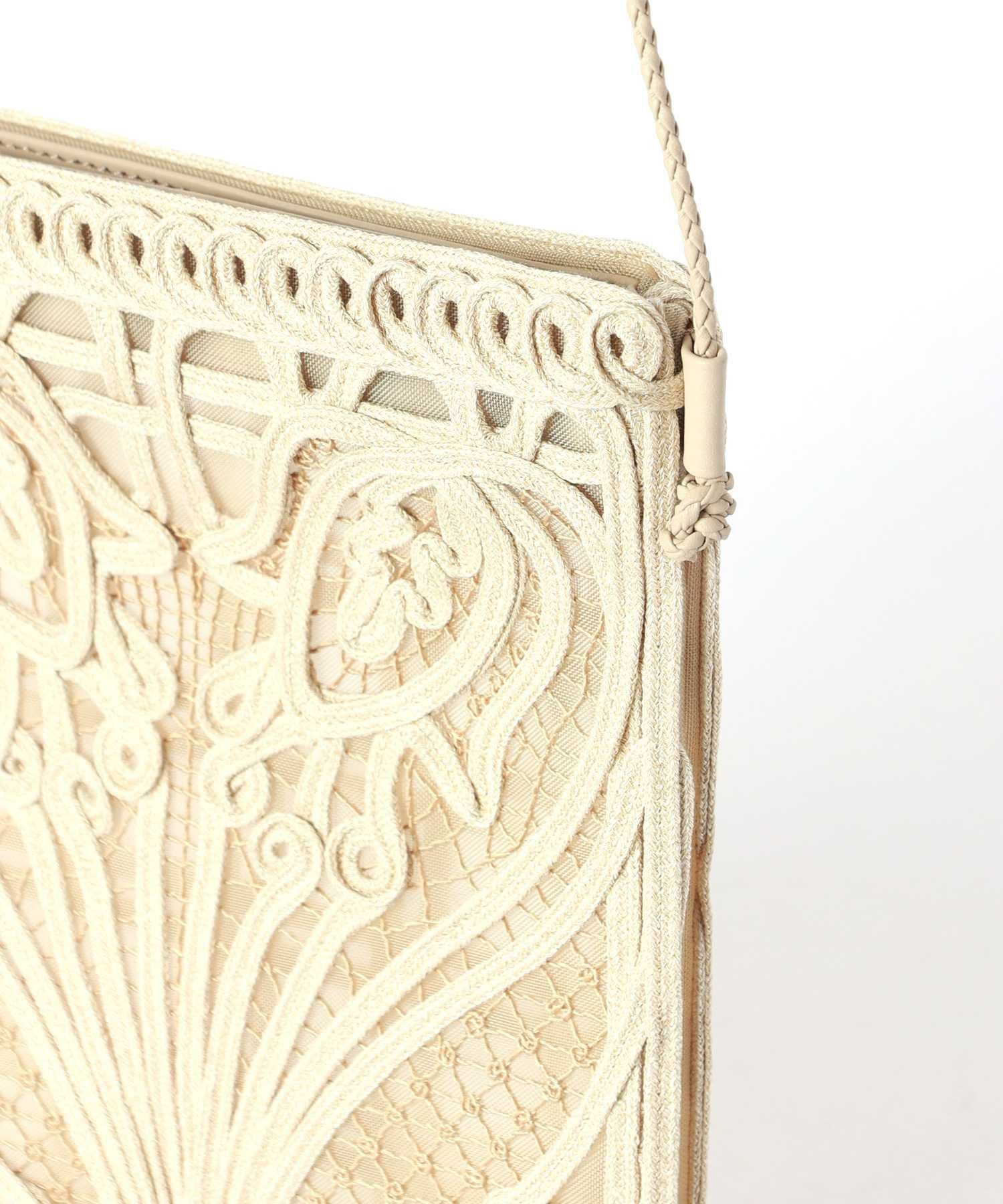 Mame Kurogouchi(マメ クロゴウチ)】 Cording Embroidery Pouch With