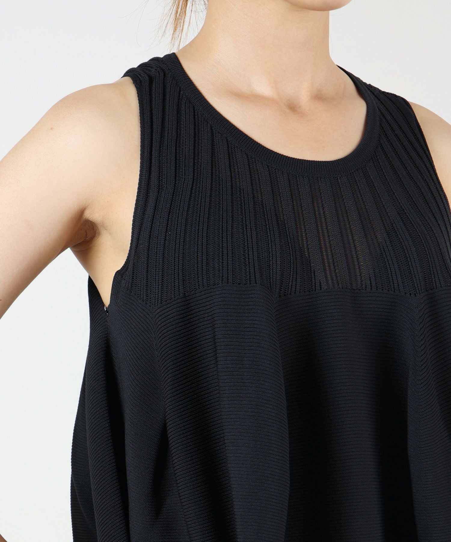 CFCL(シーエフシーエル)】 POTTERY SLEEVELESS BUST FLARE DRESS