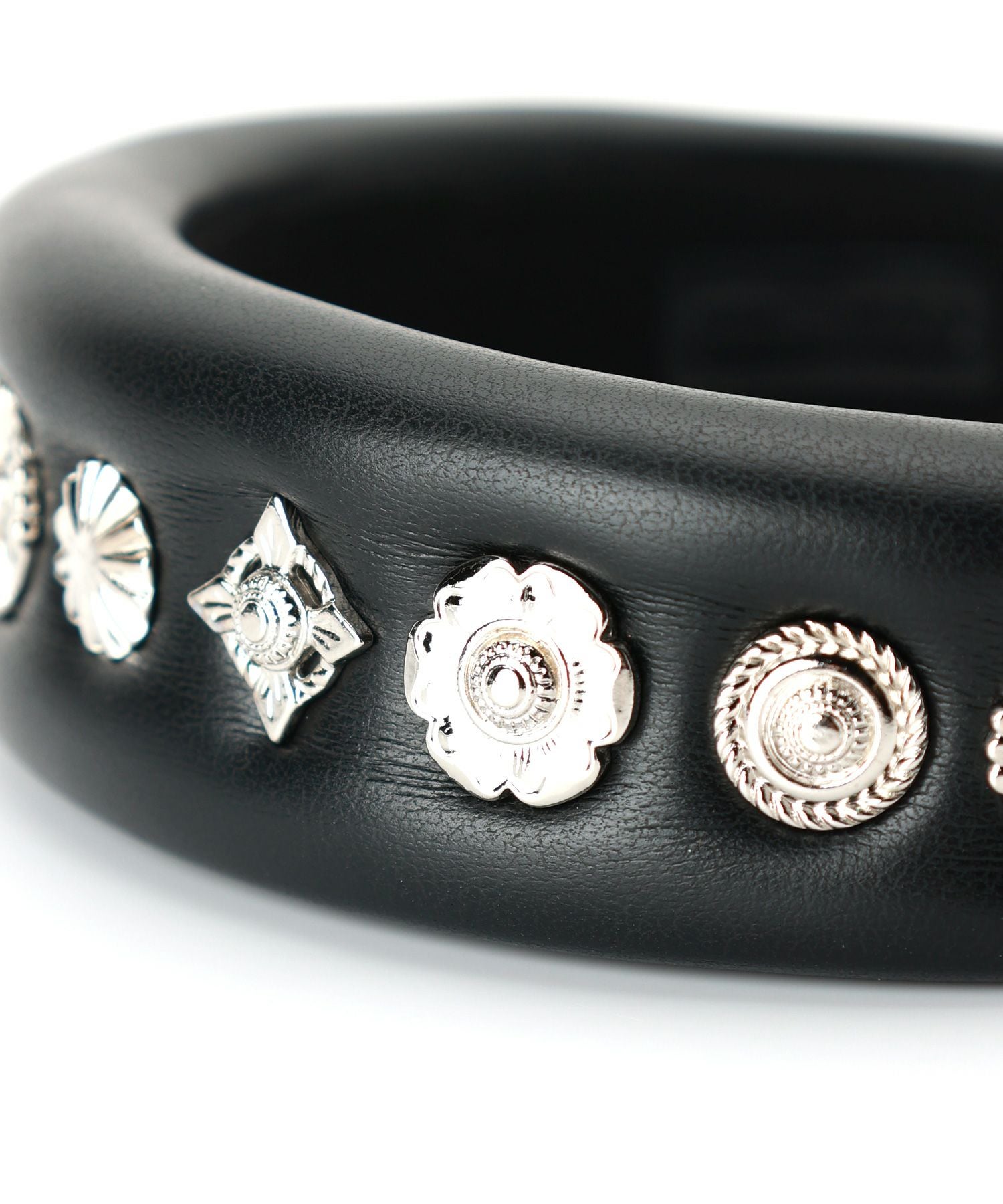 TOGA TOO(トーガトゥ)】 LEATHER HEADBAND 1｜PARIGOT ONLINE（パリゴ