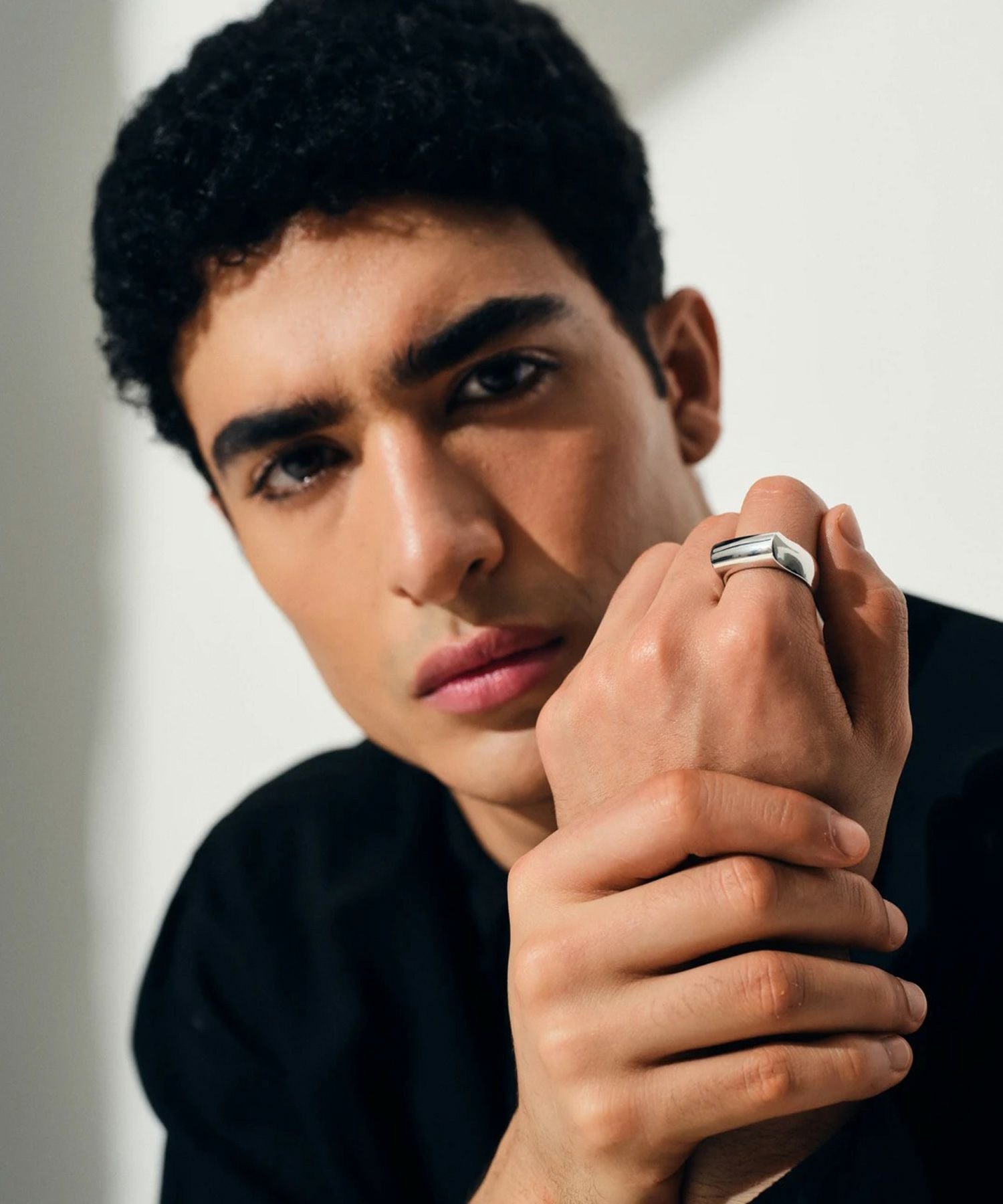 TOM WOOD(トムウッド)】 Crest リング｜PARIGOT ONLINE（パリゴ