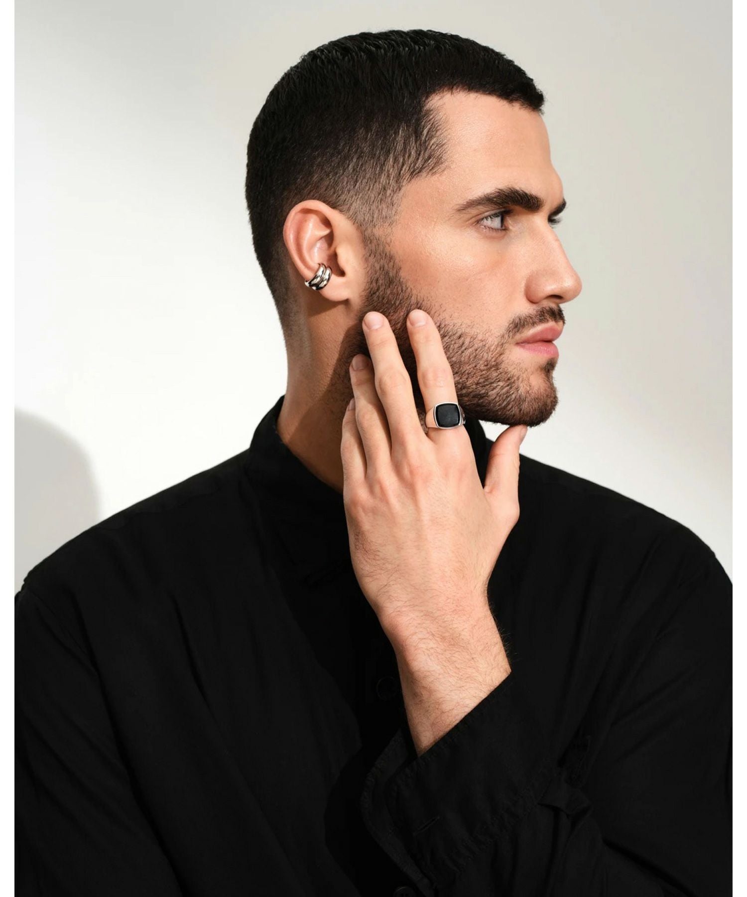 TOM WOOD(トムウッド)】 Cushion Black Onyx リング｜PARIGOT ONLINE