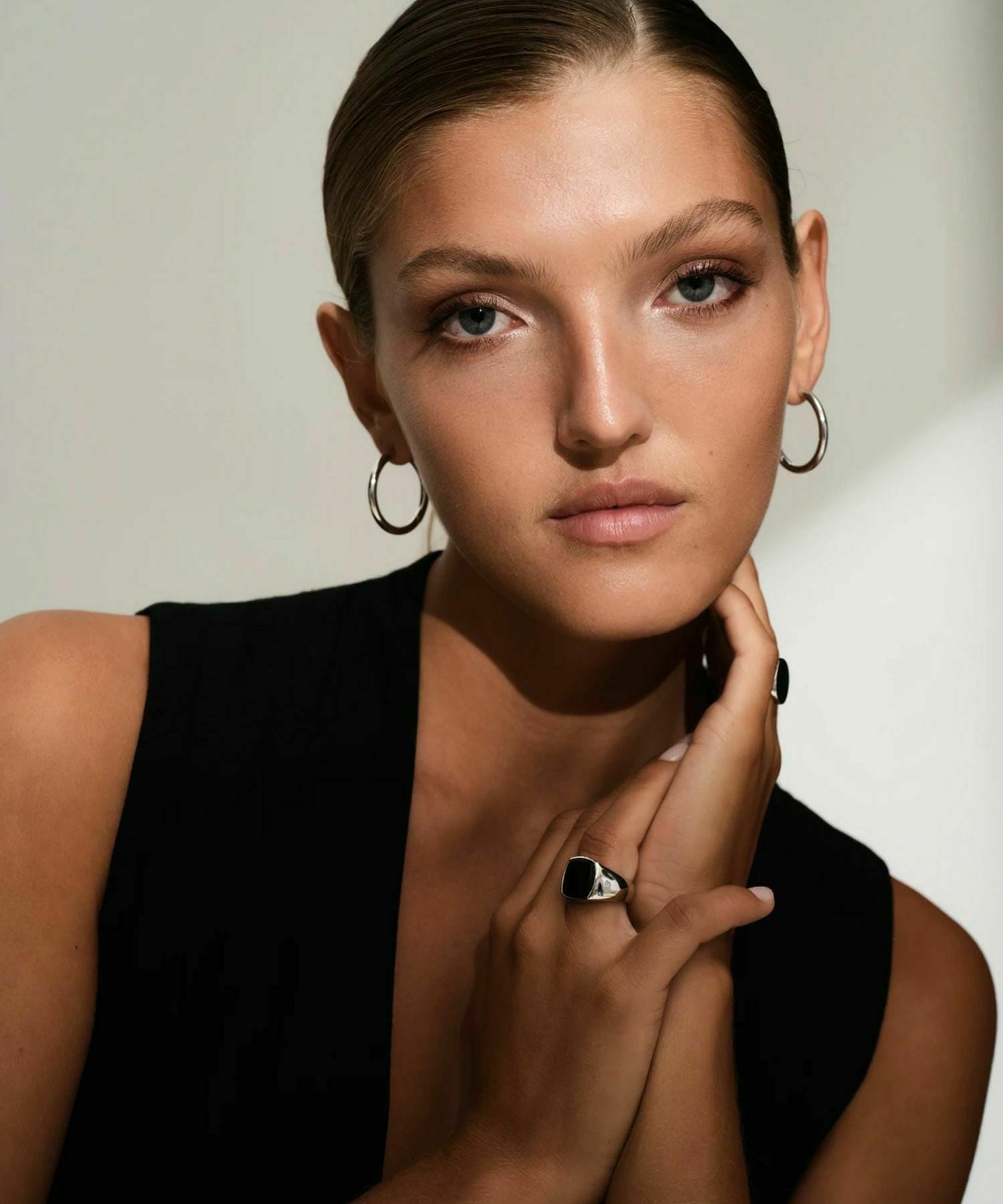 TOM WOOD(トムウッド)】 Cushion Black Onyx リング｜PARIGOT ONLINE