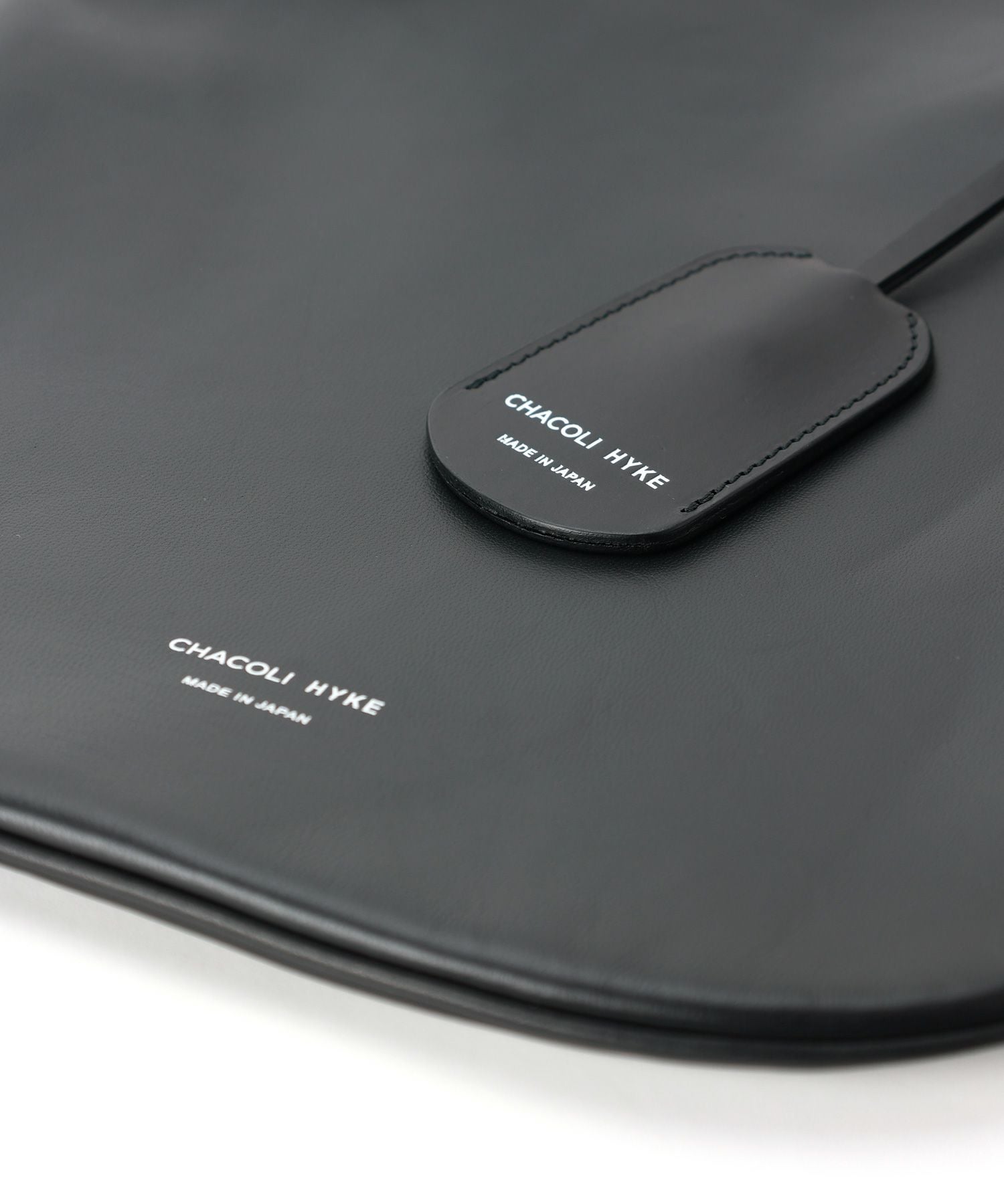 HYKE(ハイク)】 LEATHER POUCH(LARGE SIZE)｜PARIGOT ONLINE（パリゴ