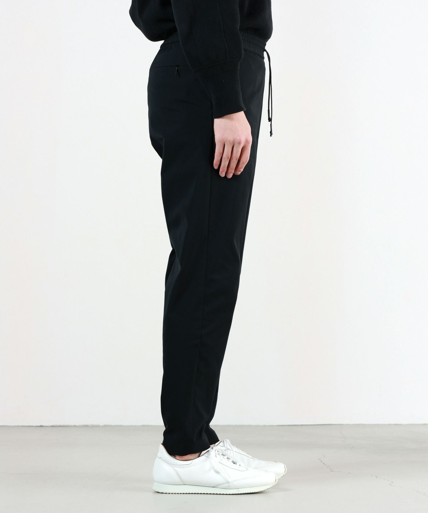 HYKE(ハイク)】 ≪GENDERLESS≫TASLAN TAPERED PANTS｜PARIGOT ONLINE
