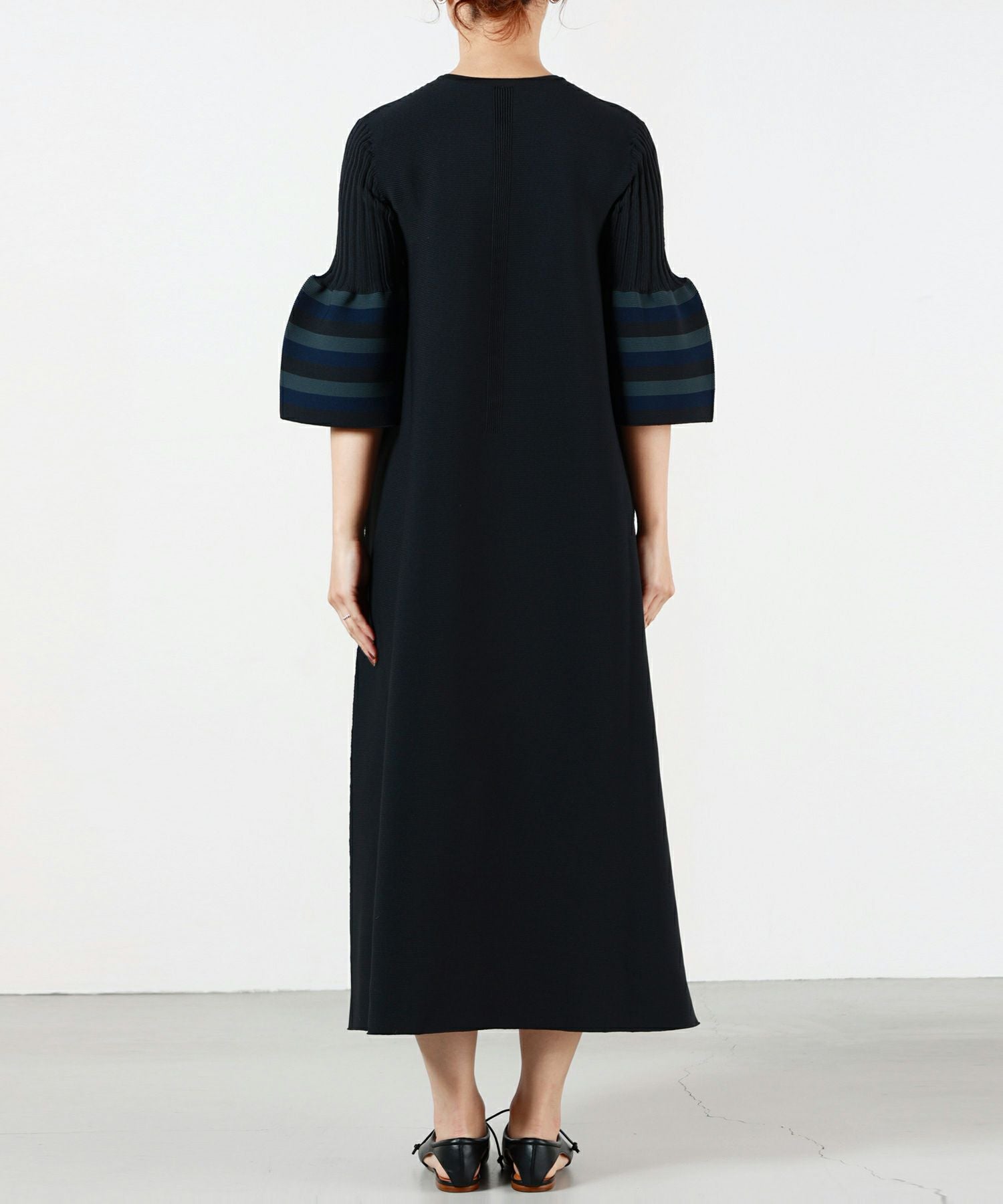 CFCL(シーエフシーエル)】 POTTERY SHORT BELL SLEEVE FLARE DRESS