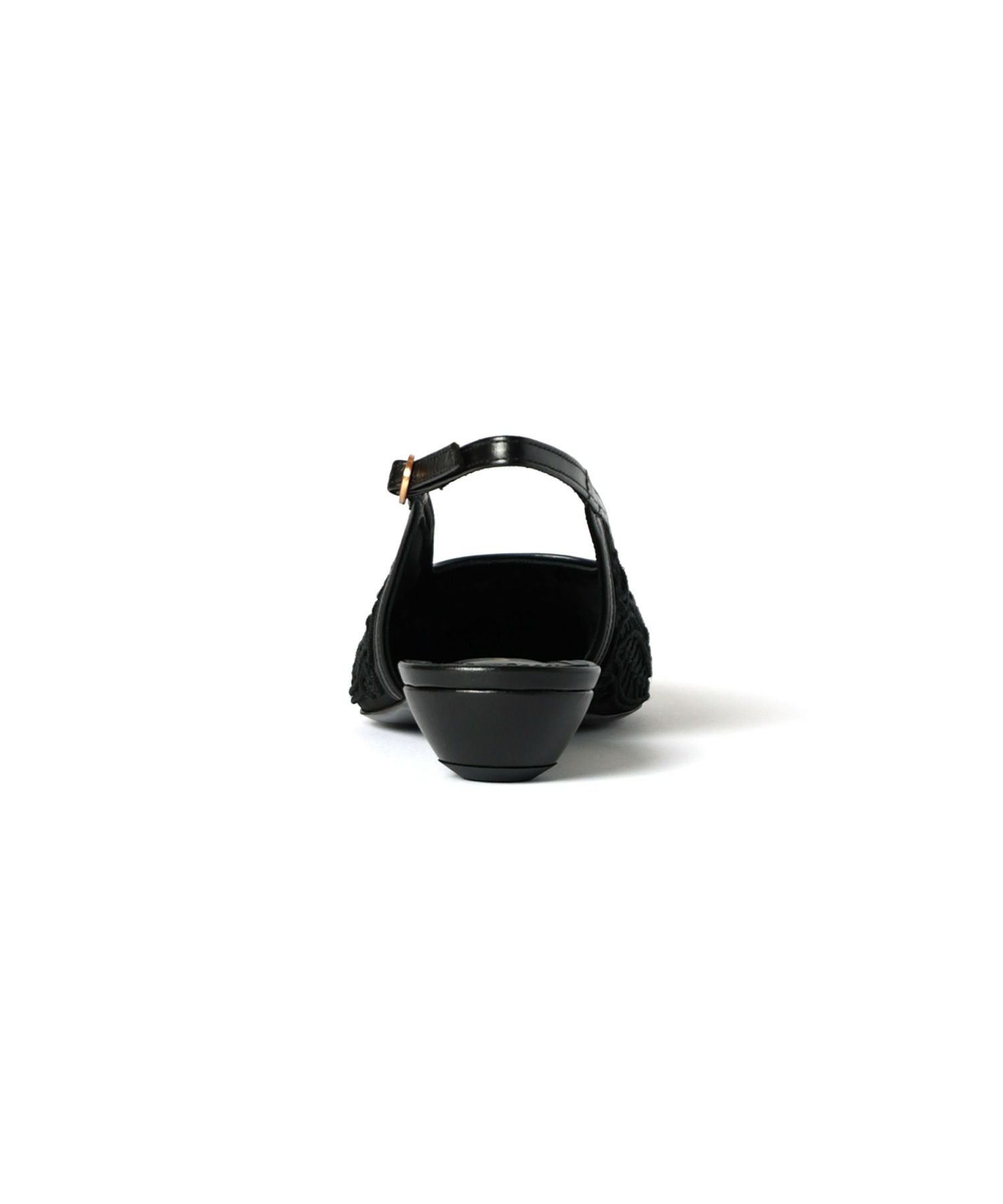 Mame Kurogouchi(マメ クロゴウチ)】 Cording Embroidery Sling Back