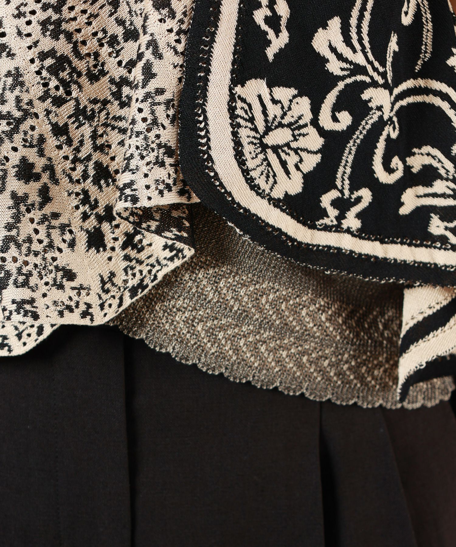 Mame Kurogouchi(マメ クロゴウチ)】 Asymmetric Pattern Knitted Top