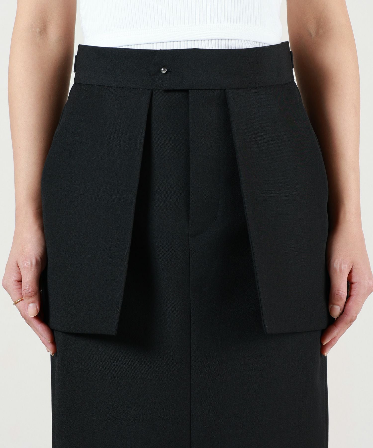 HYKE(ハイク)】 DOESKIN MIDI SKIRT｜PARIGOT ONLINE（パリゴオンライン）