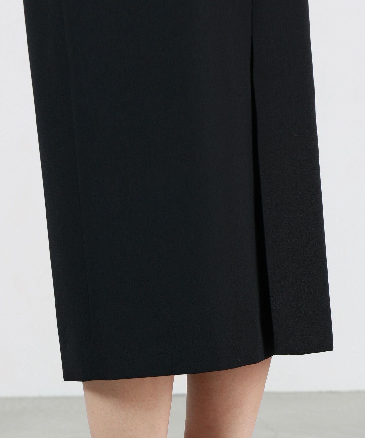 HYKE(ハイク)】 DOESKIN MIDI SKIRT｜PARIGOT ONLINE（パリゴオンライン）