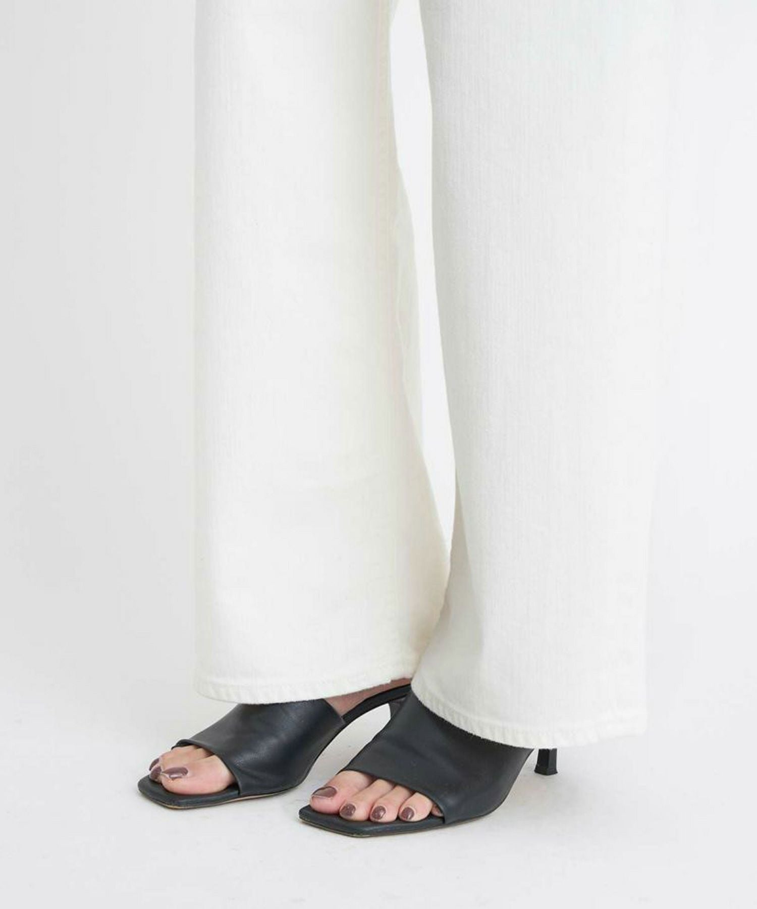 YANUK(ヤヌーク)】 Really Light ルーズストレート JOAN｜PARIGOT