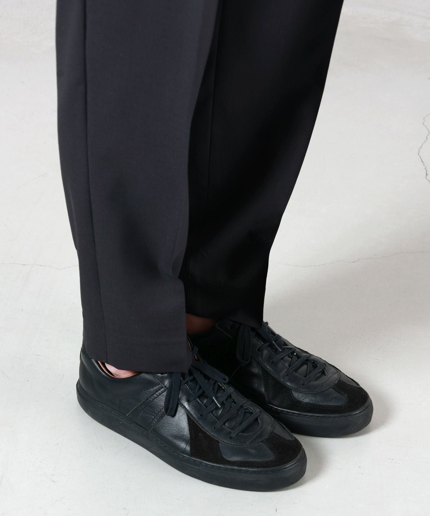 MARKAWARE(マーカウェア)】 PARIGOT別注 PEGTOP TROUSERS｜PARIGOT